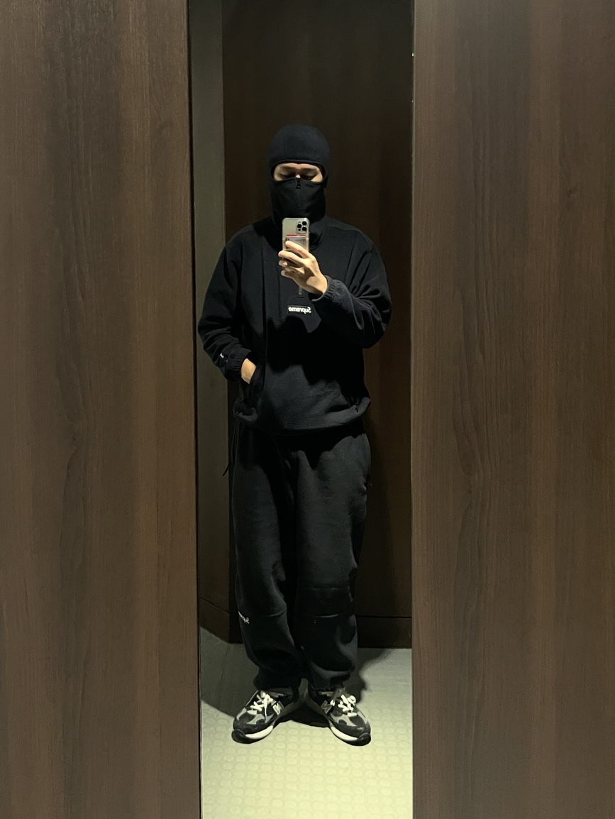 Supreme Polartec Facemask Half Zip Hooded Sweatshirt Black - 23FW, Supreme Polartec Pants Black - 23FW 착용 스타일