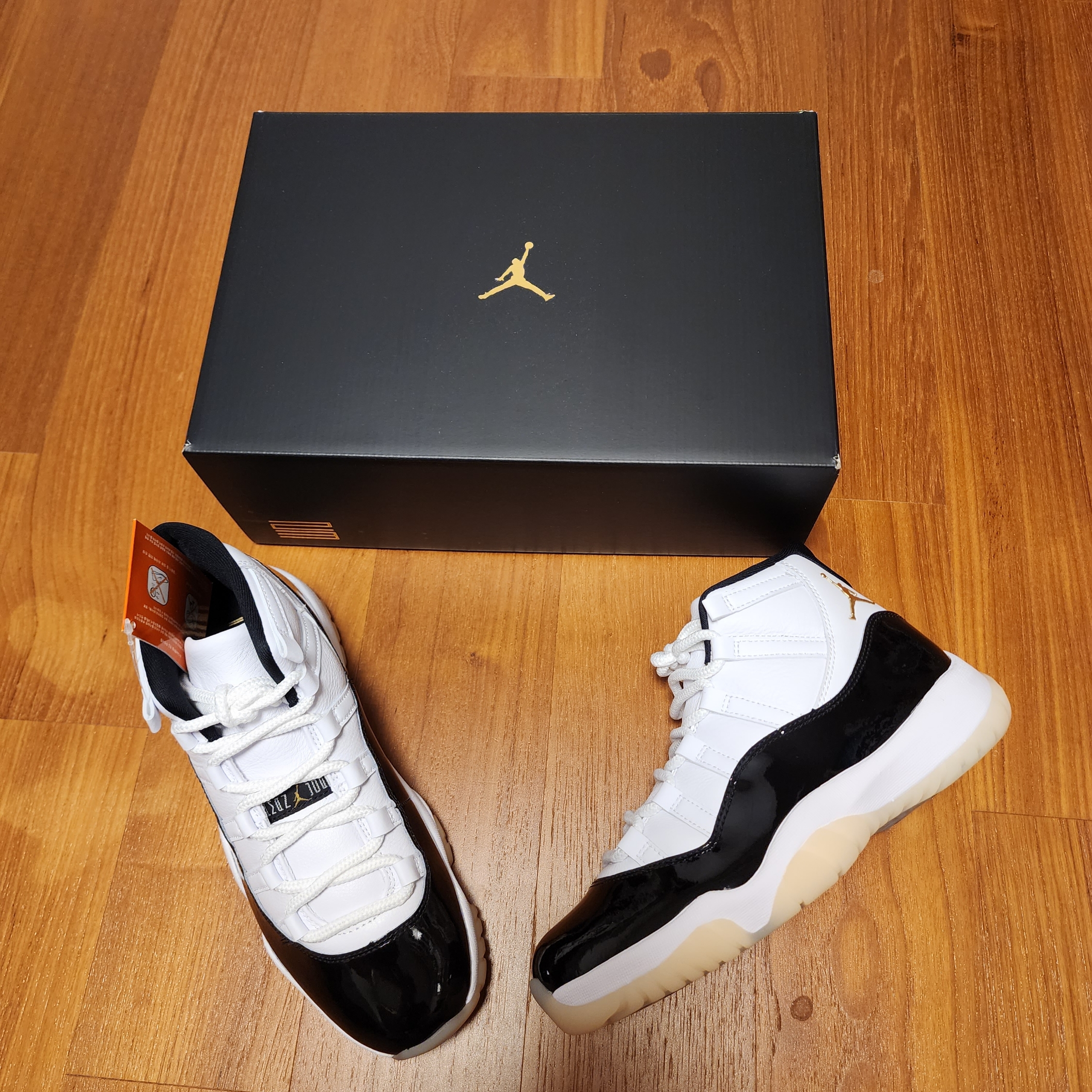 Jordan 11 Retro Gratitude 착용 스타일 - 4