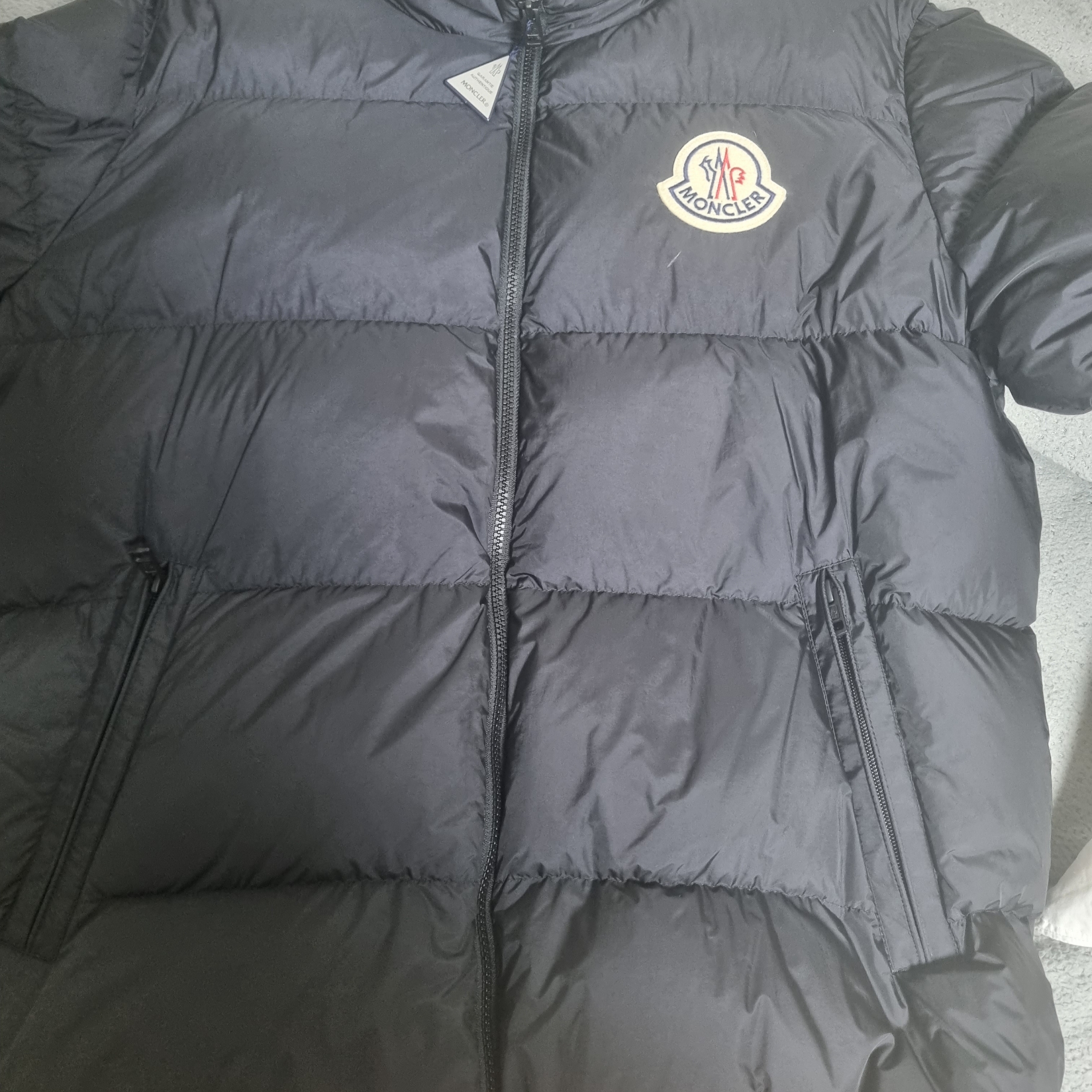 Moncler Citala Short Down Jacket Black - 23FW 착용 스타일
