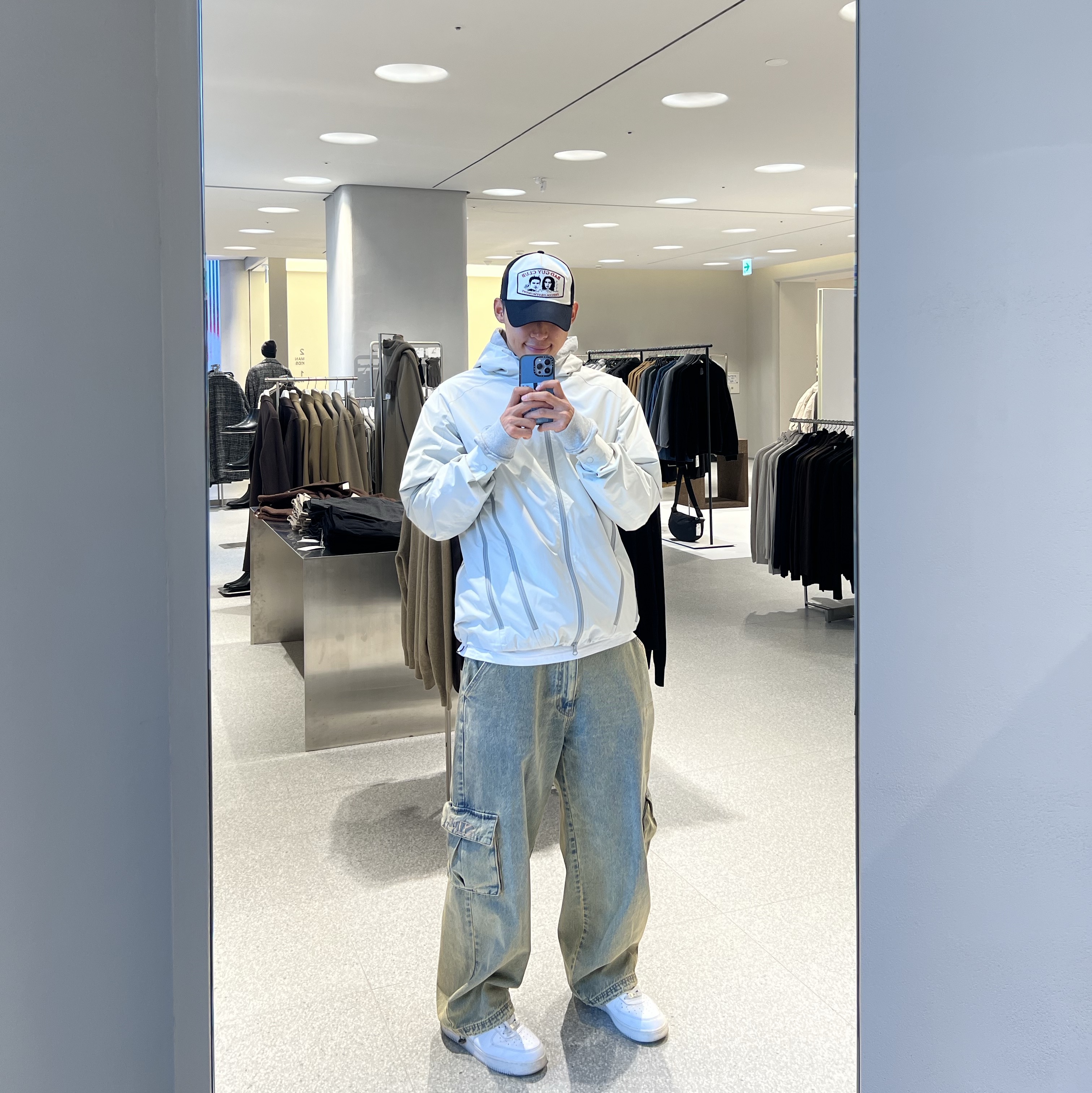 Sansan Gear Logo T-Shirt Off White - 23SS, Sansan Gear Zipper Jacket Off White - 23SS 착용 스타일