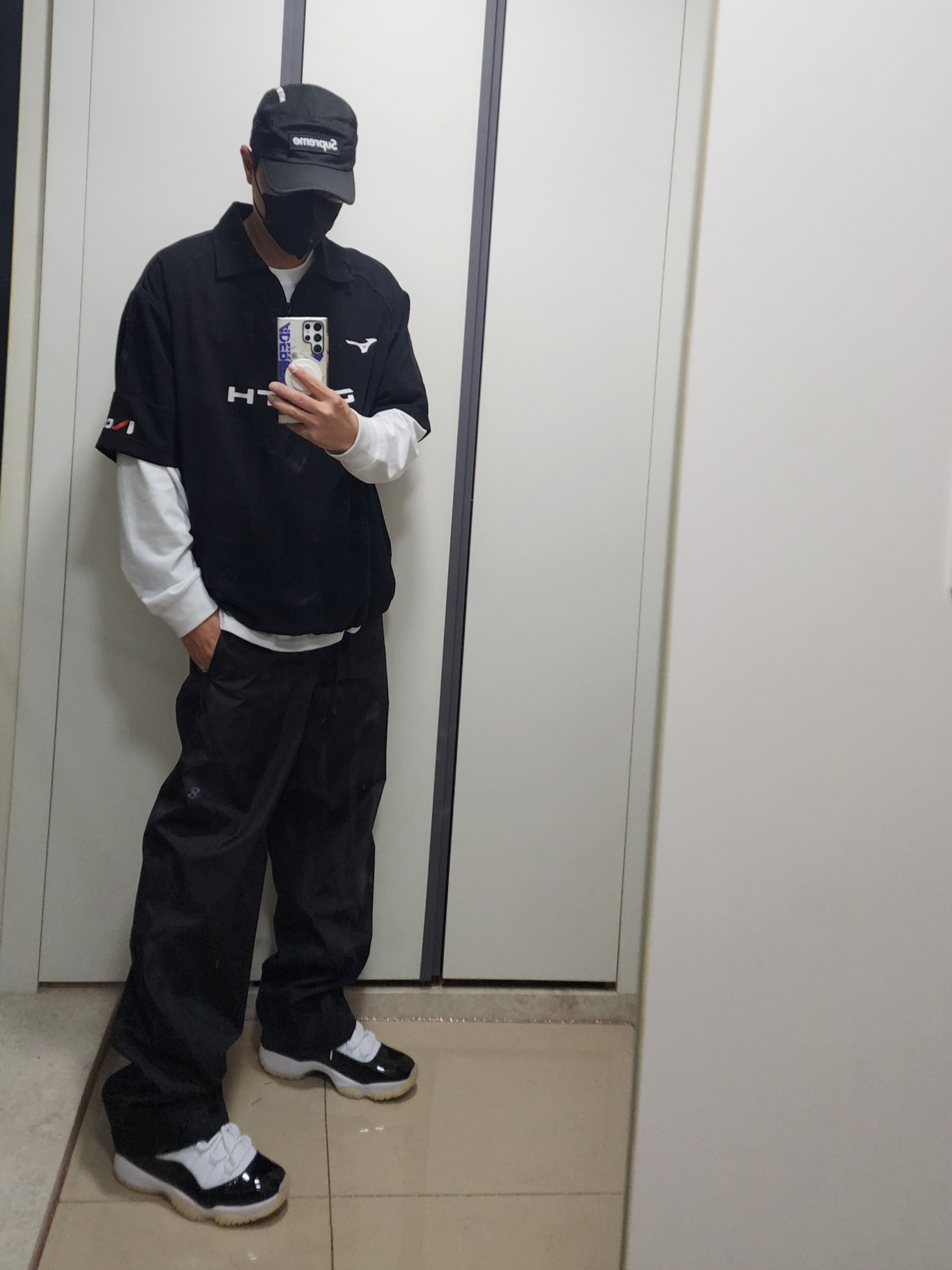 Jordan 11 Retro Gratitude, Supreme Military Camp Cap Black - 21FW 착용 스타일 - 2
