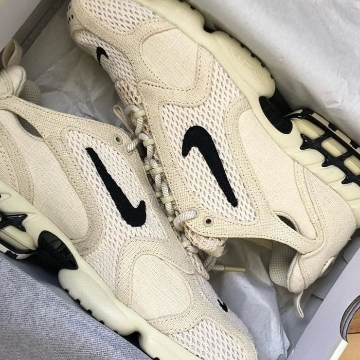 Nike x Stussy Air Zoom Spiridon Cage 2 Fossil 착용 스타일