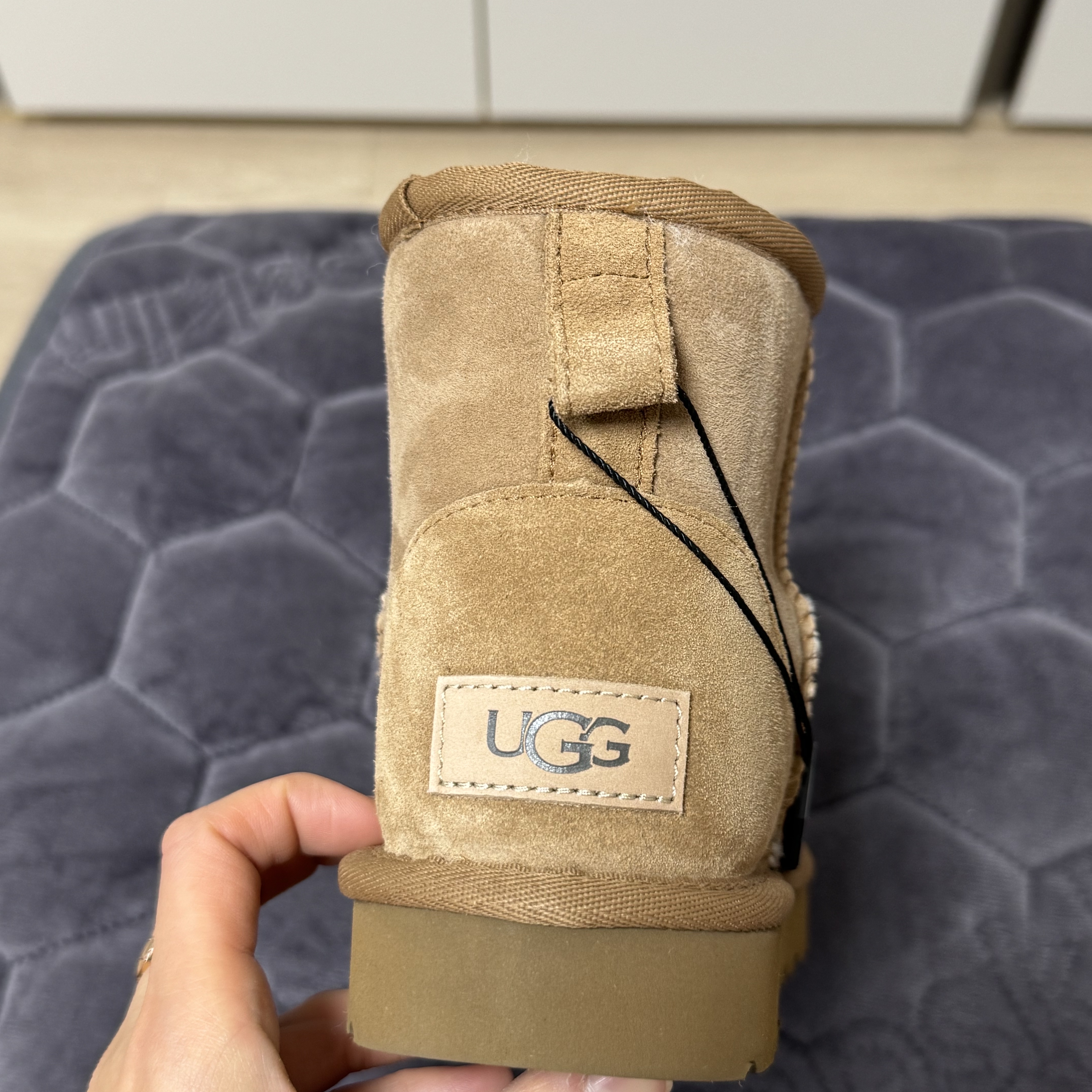 (W) UGG Classic Mini II Boots Chestnut 착용 스타일 - 4