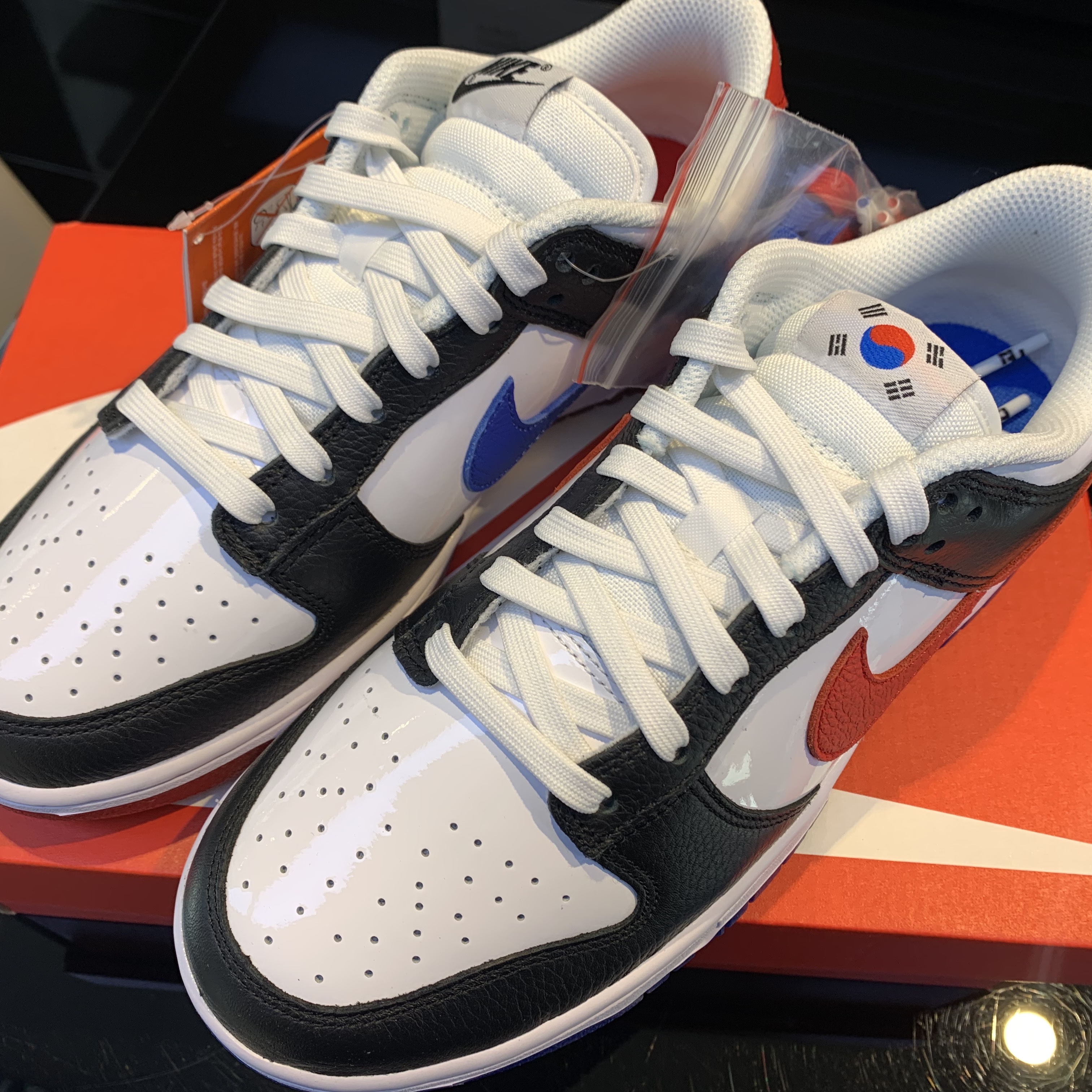 Nike Dunk Low SE Seoul 착용 스타일 - 1