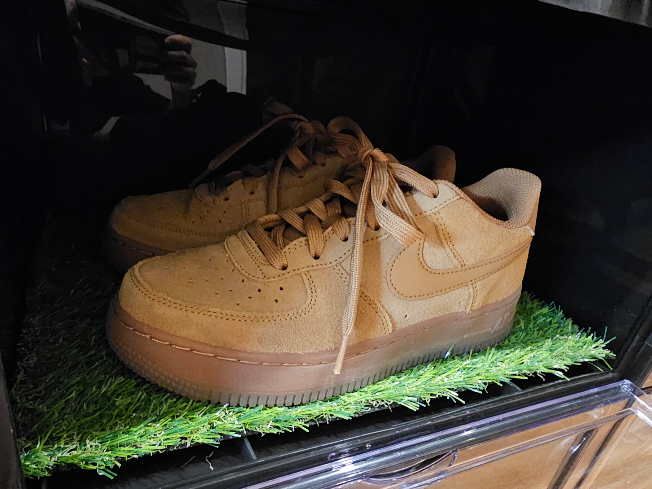 (GS) Nike Air Force 1 LV8 3 Wheat 착용 스타일