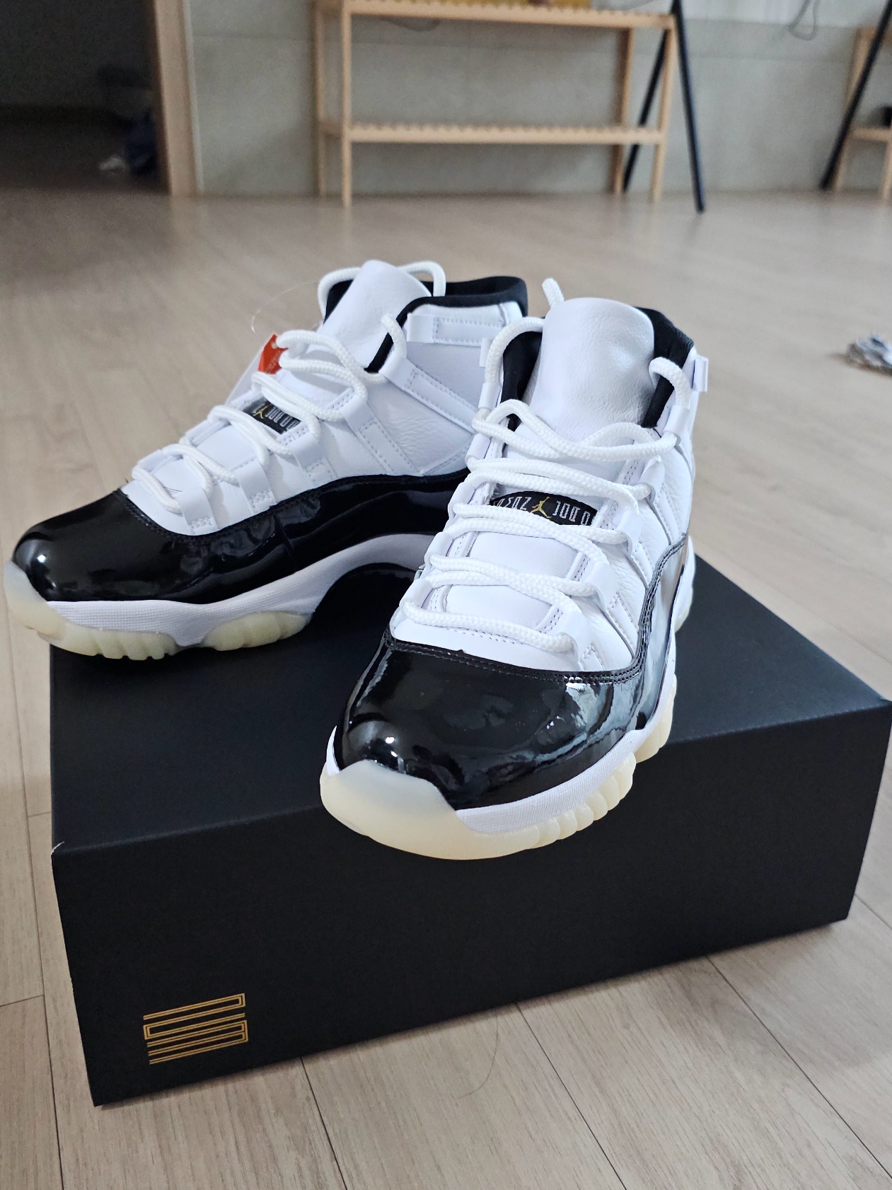 Jordan 11 Retro Gratitude 착용 스타일 - 3