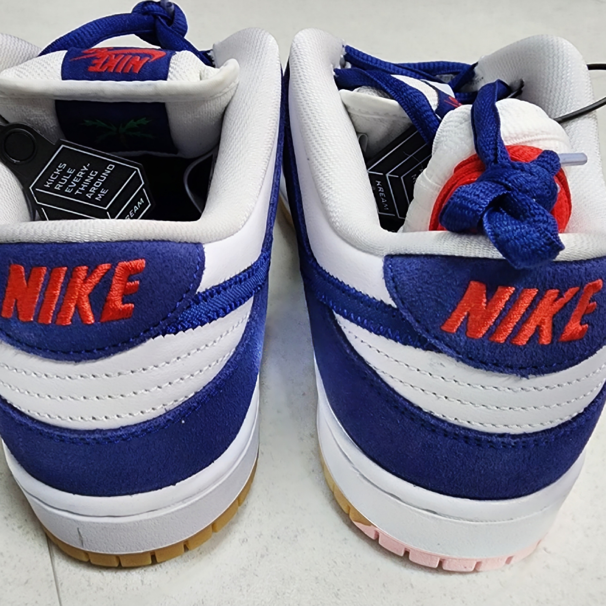 Nike SB Dunk Low Pro Premium Deep Royal Blue 착용 스타일 - 3