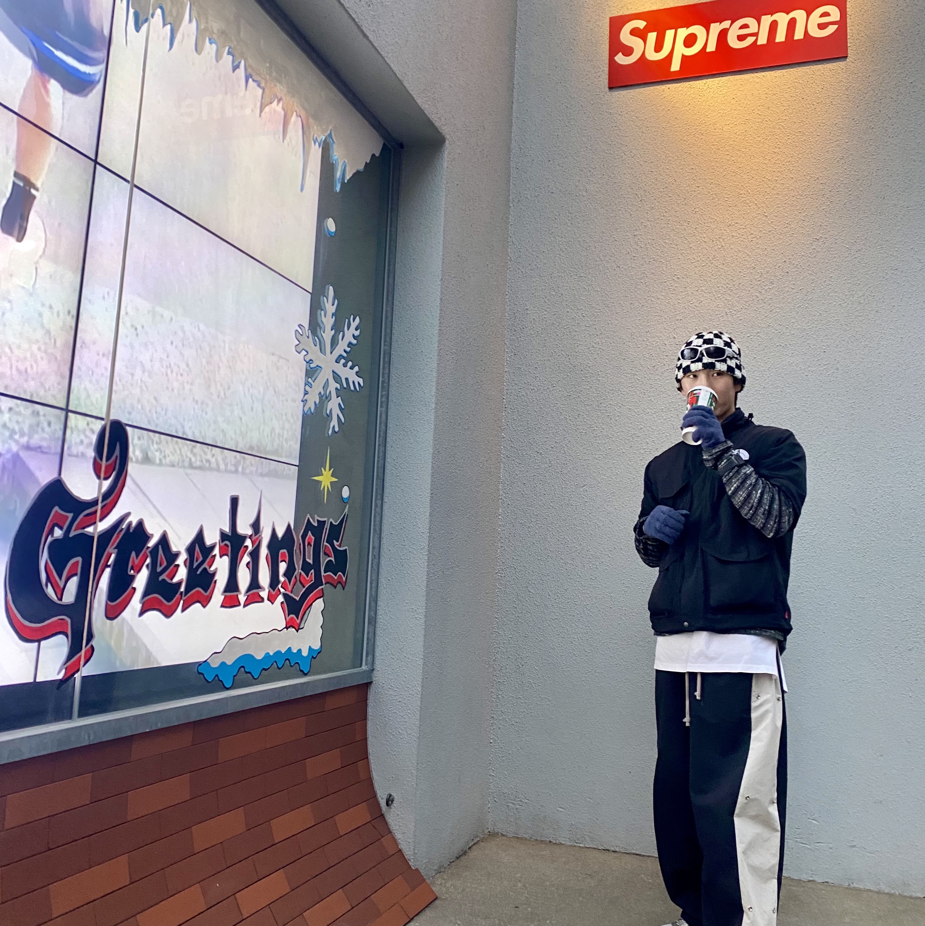 Stussy Crochet Checker Beanie Black, Supreme x The North Face Trekking Convertible Jacket Black - 22SS 착용 스타일