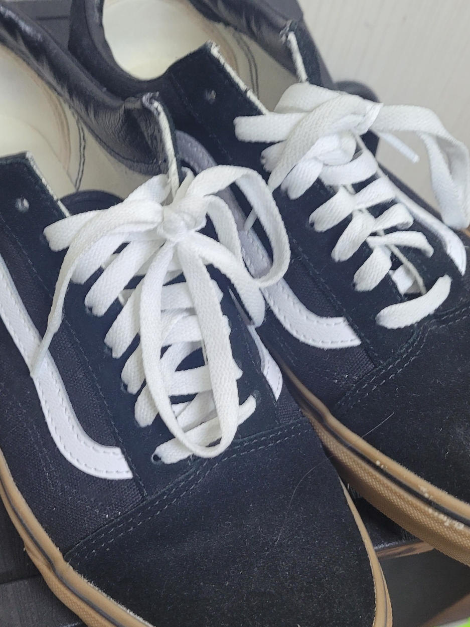 Vans Old Skool Black Gum 착용 스타일