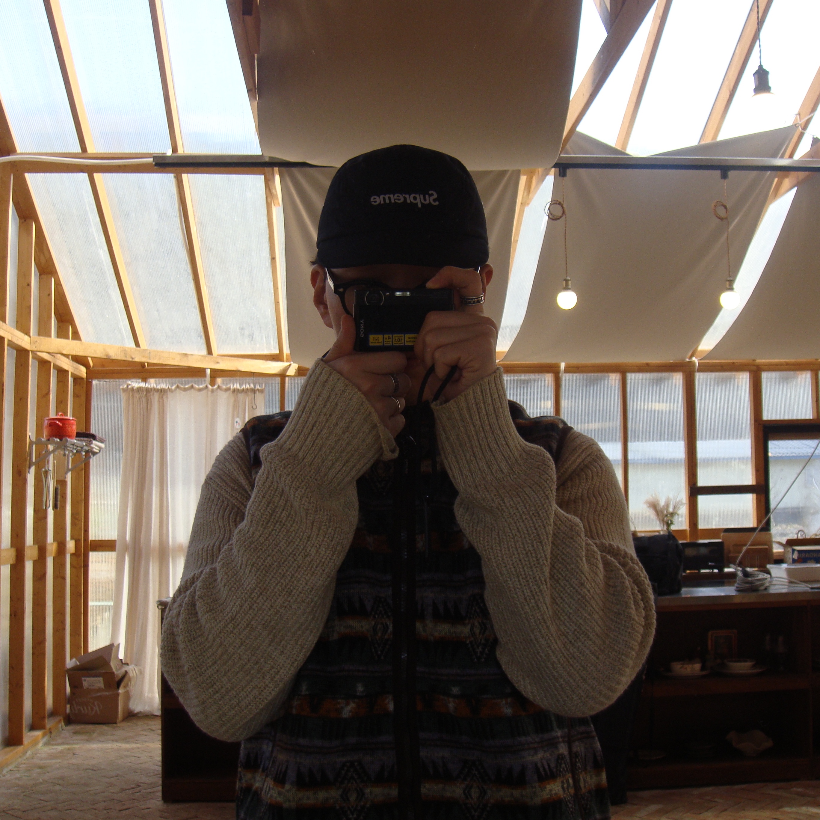 Supreme Waxed Cotton Camp Cap Black - 23FW 착용 스타일 - 1