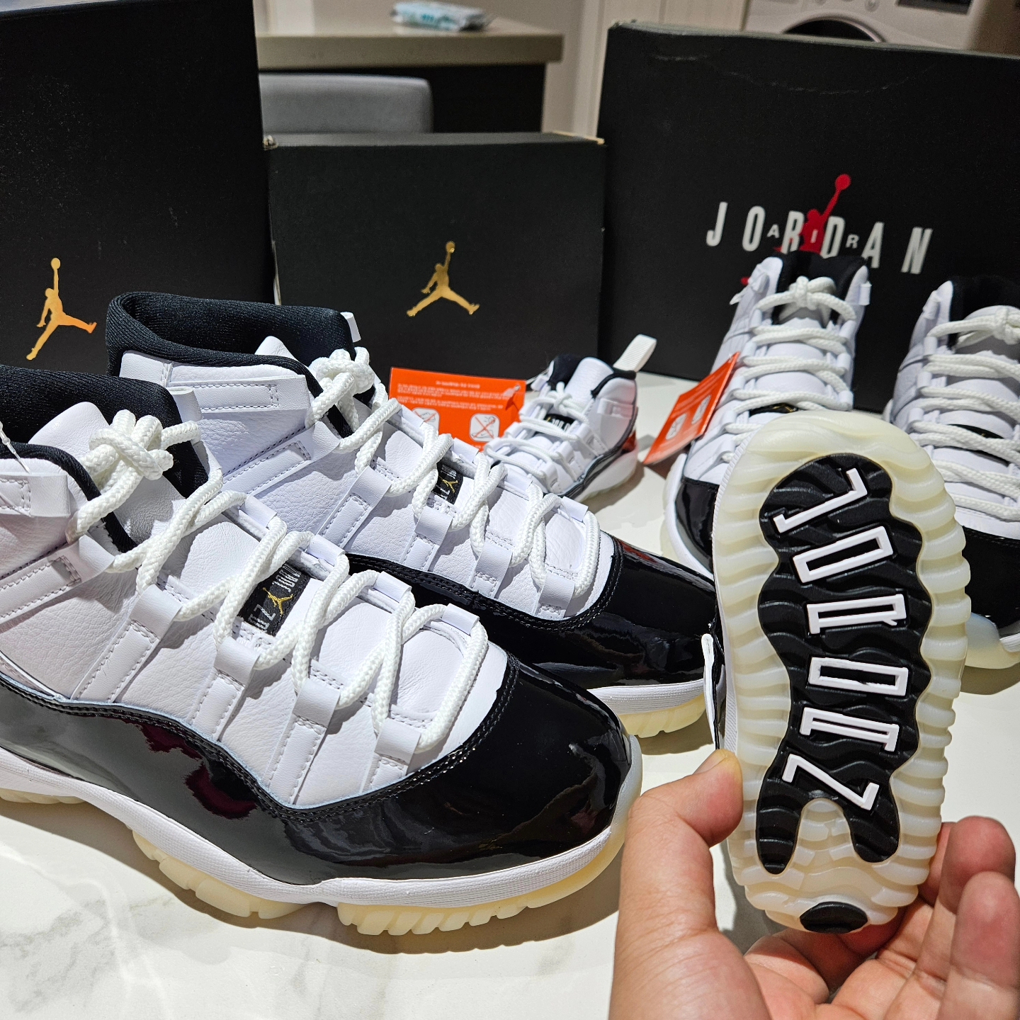 Jordan 11 Retro Gratitude, (GS) Jordan 11 Retro Gratitude 착용 스타일 - 2