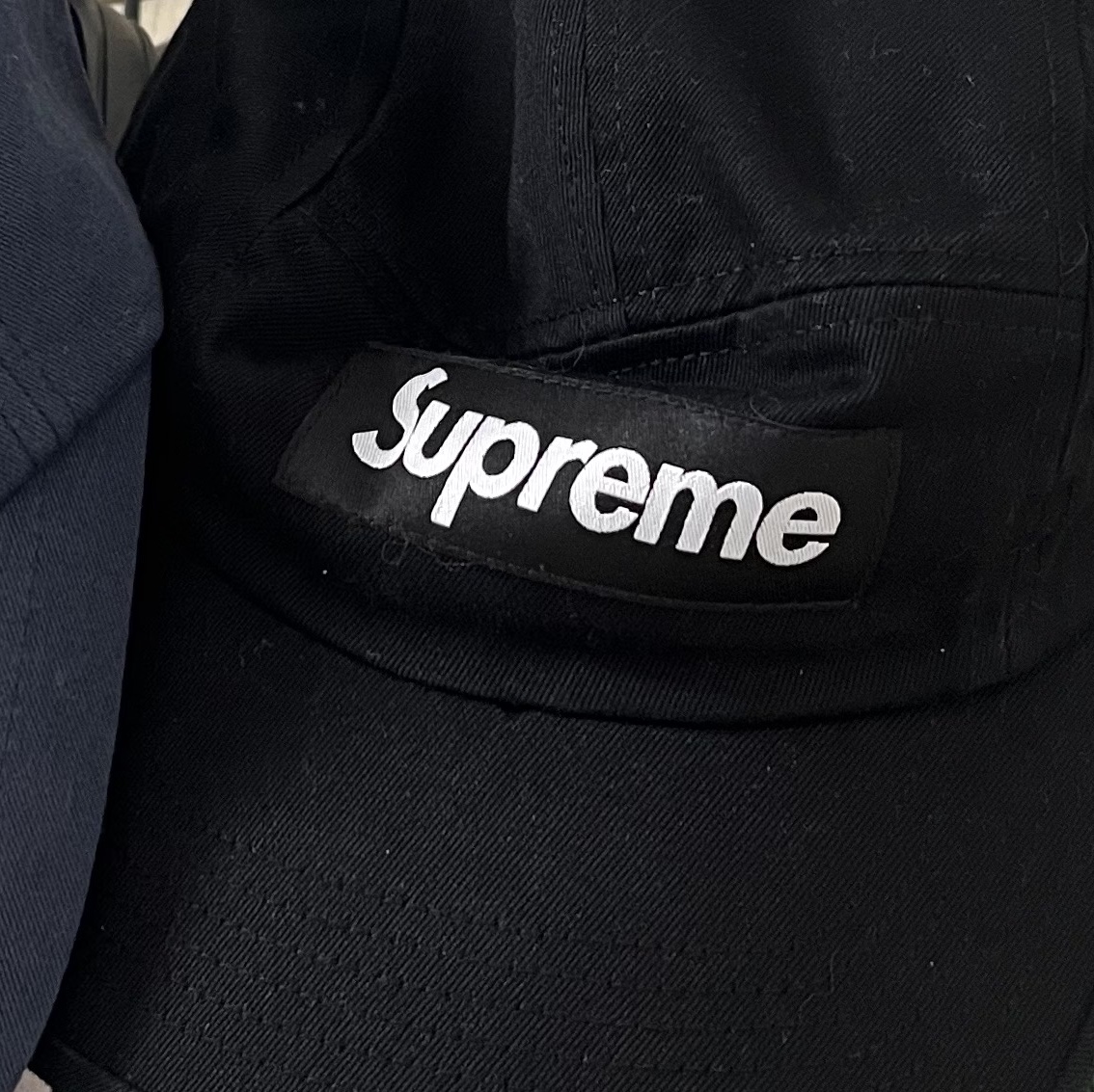 Supreme Washed Chino Twill Camp Cap Black 착용 스타일