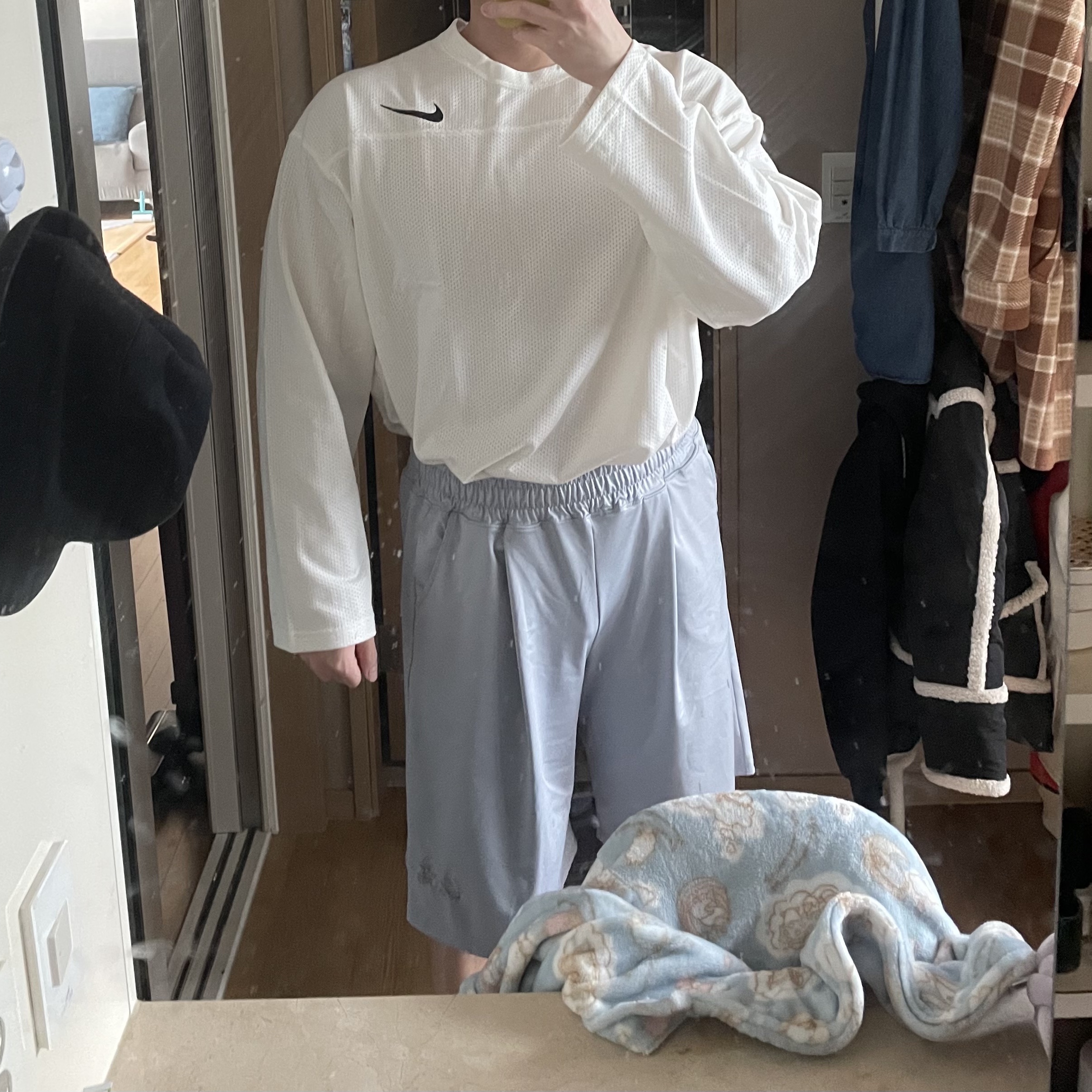 Nike x Stussy Long Sleeve Top Sail (FJ9164-133) 착용 스타일