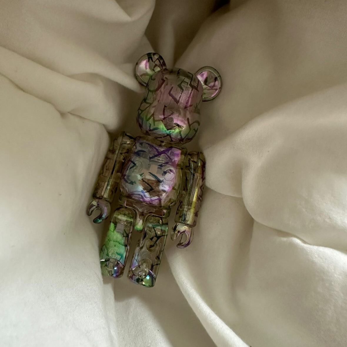 Bearbrick x Jimmy Choo x Eric Haze Curated By Poggy 100% & 400% Set 착용 스타일 - 4