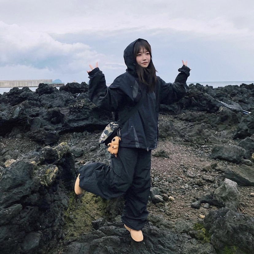 Nike Air Force 1 '07 WB Flax 착용 스타일 - 1