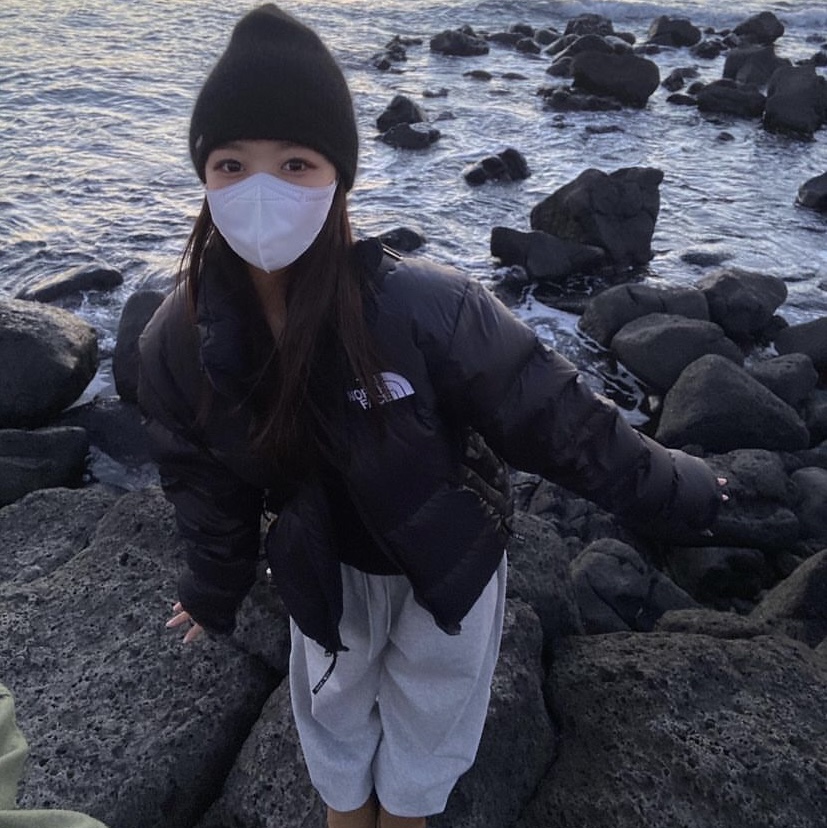 The North Face 1996 Eco Nuptse Jacket Black 착용 스타일 - 1