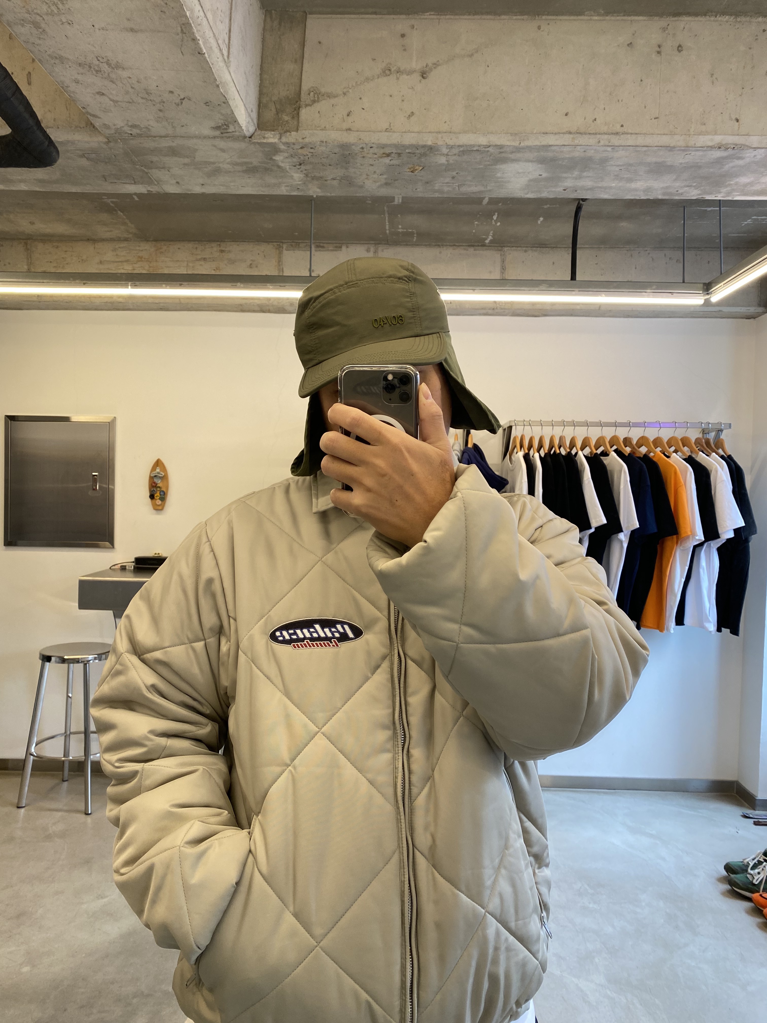 Palace Collared Puffa Stone - 21FW, Nike Air Force 1 B Silver Snake 착용 스타일 - 2