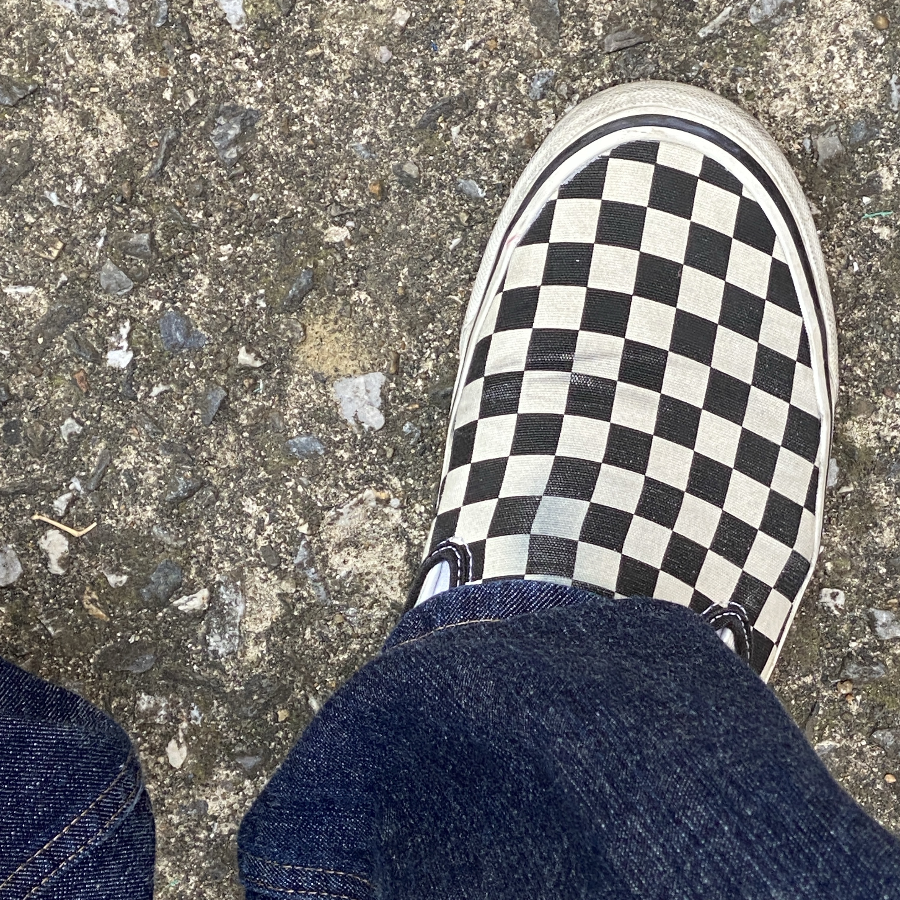 Vans Classic Slip-On Platform Checkerboard 착용 스타일 - 3
