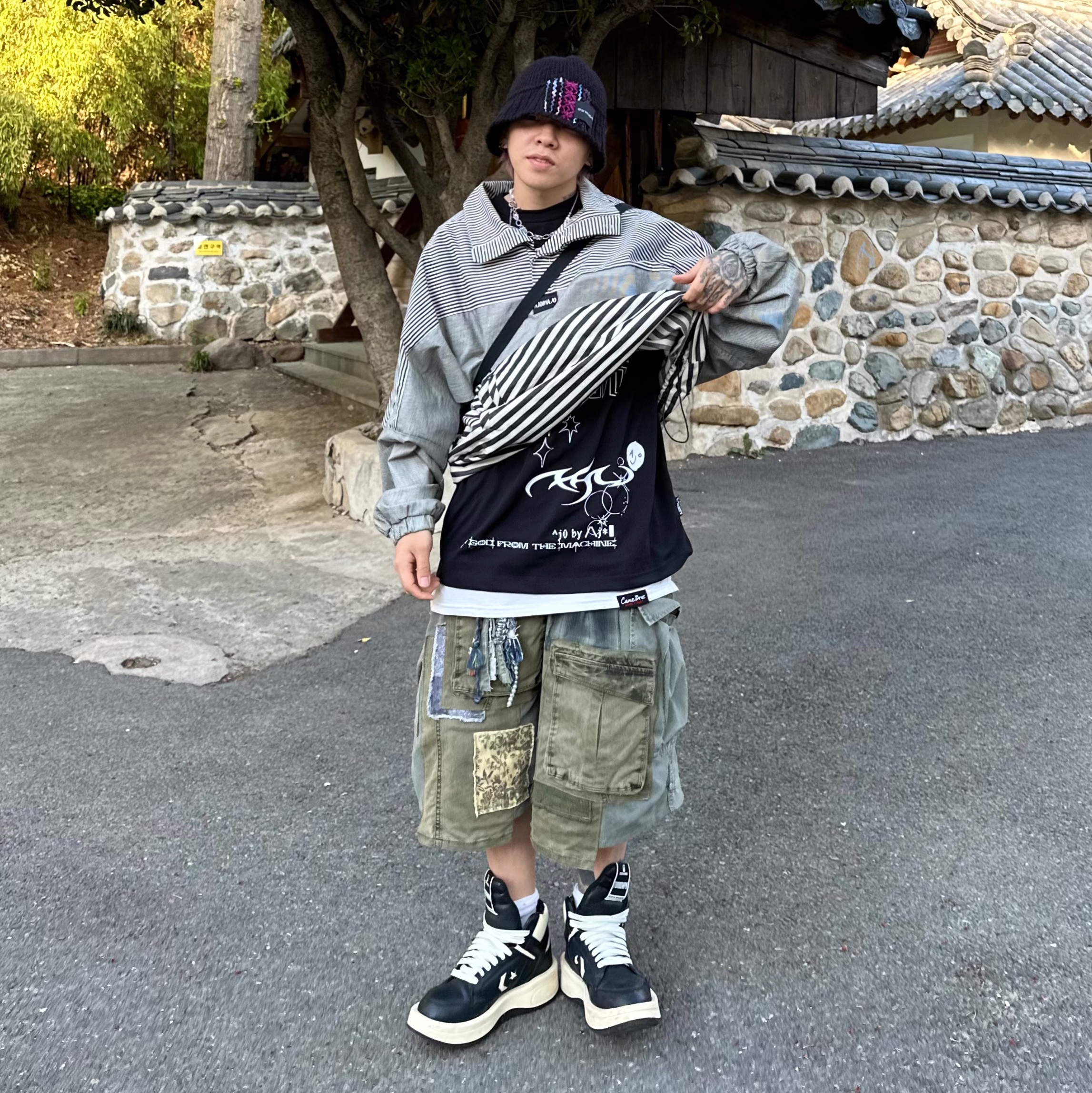 Converse x Drkshdw Turbowpn Black Cream 착용 스타일 - 1