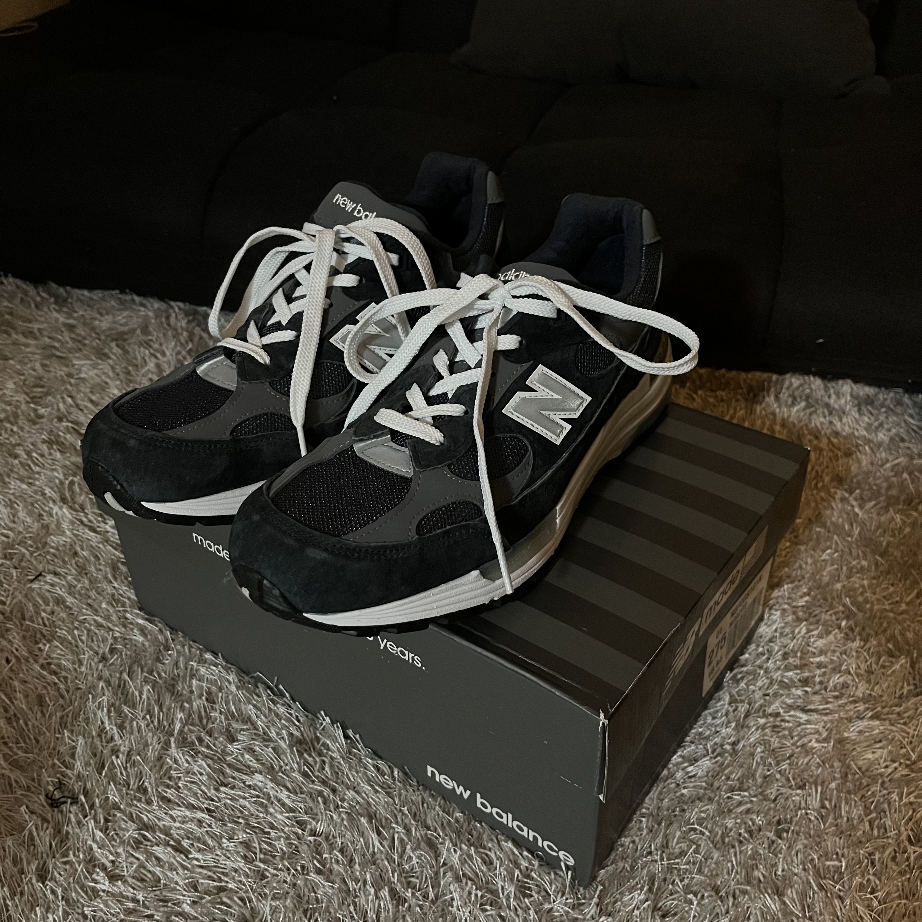 New Balance 992 Made in USA Navy 착용 스타일 - 3