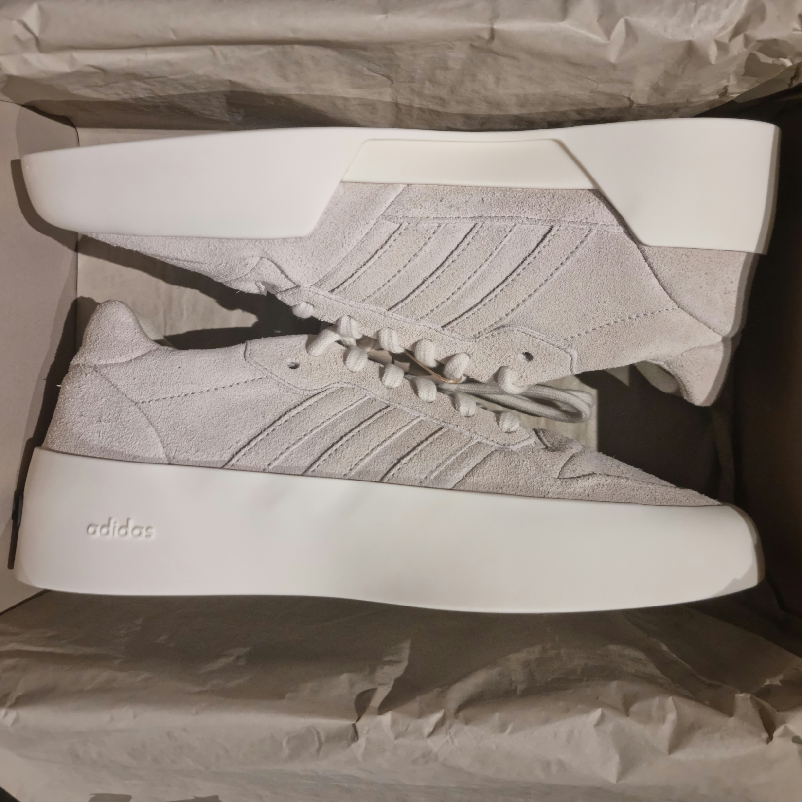 Adidas x Fear of God Athletics 86 Low Sesame, Adidas x Fear of God Athletics 86 Low Clay 착용 스타일 - 5