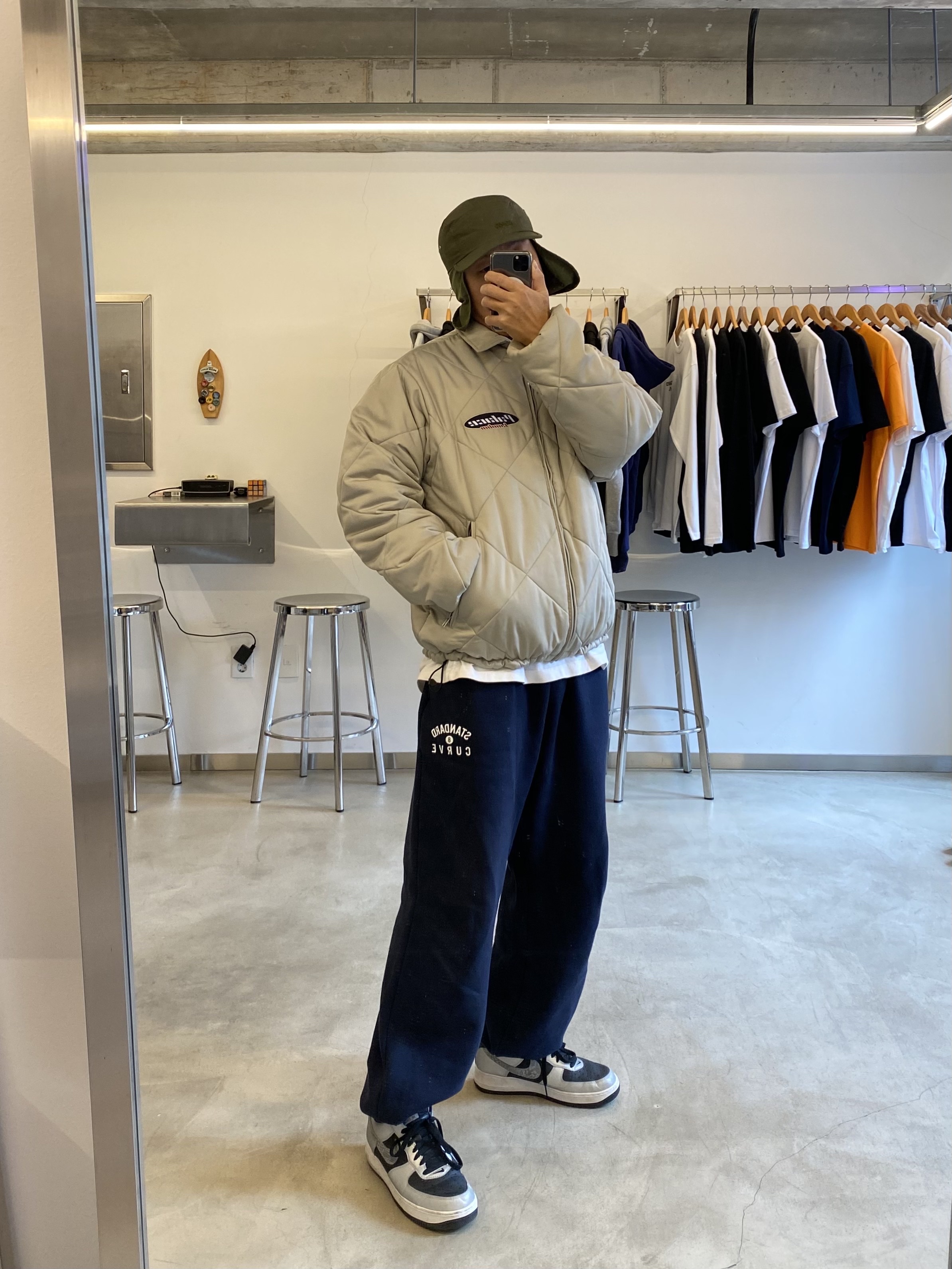 Palace Collared Puffa Stone - 21FW, Nike Air Force 1 B Silver Snake 착용 스타일 - 1