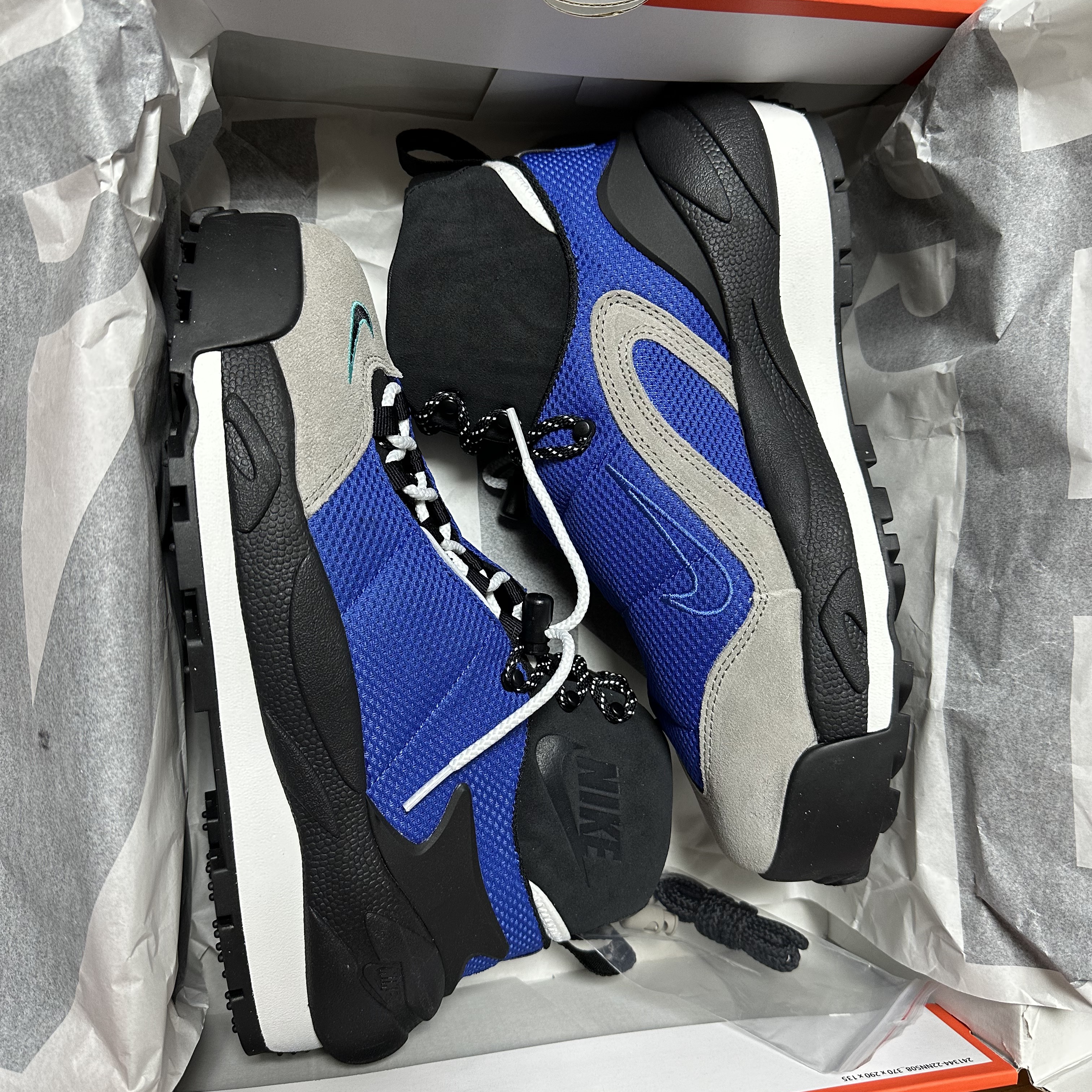 Nike x Sacai Magmascape SP Varsity Royal 착용 스타일 - 1