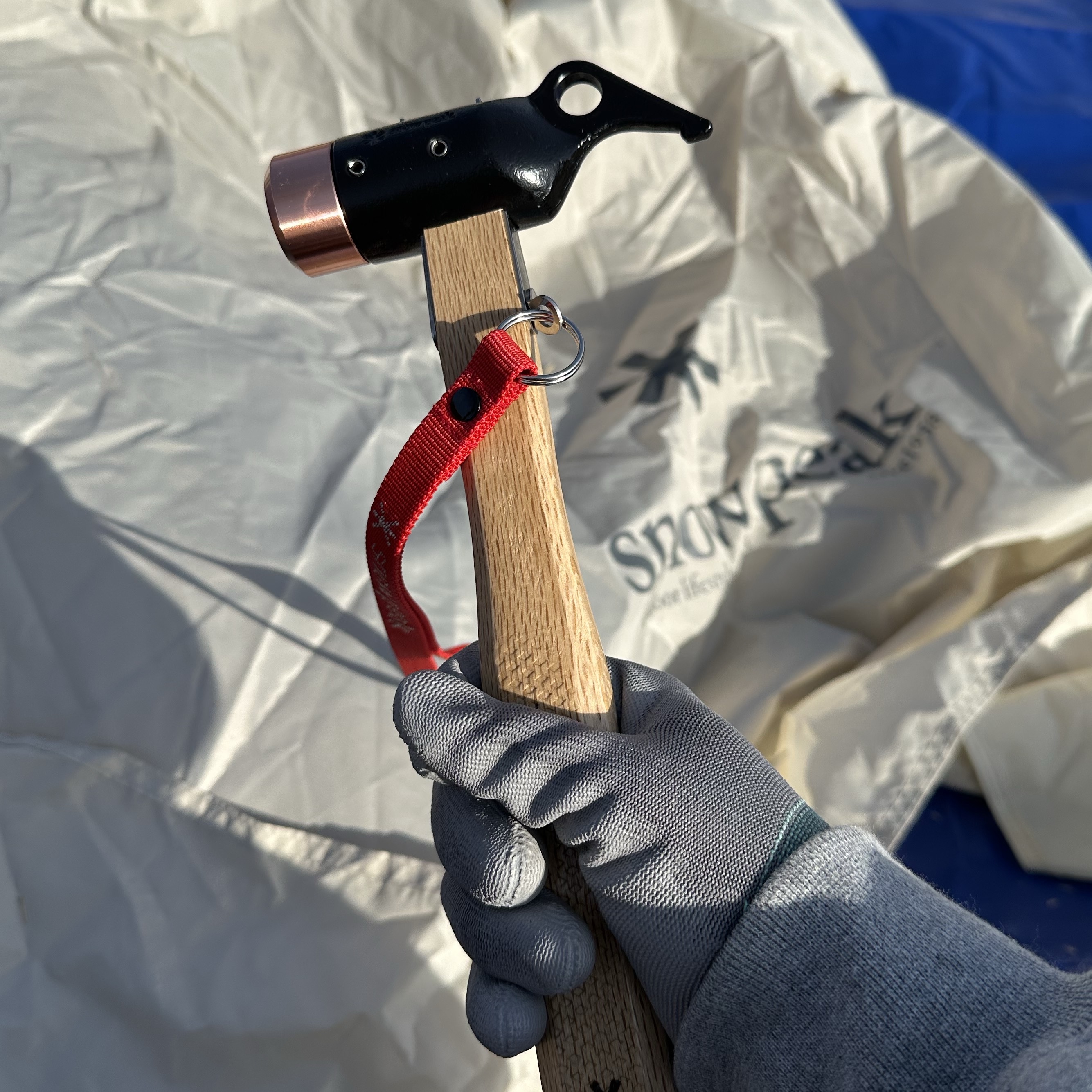 Snow Peak Peg Hammer ProC 착용 스타일
