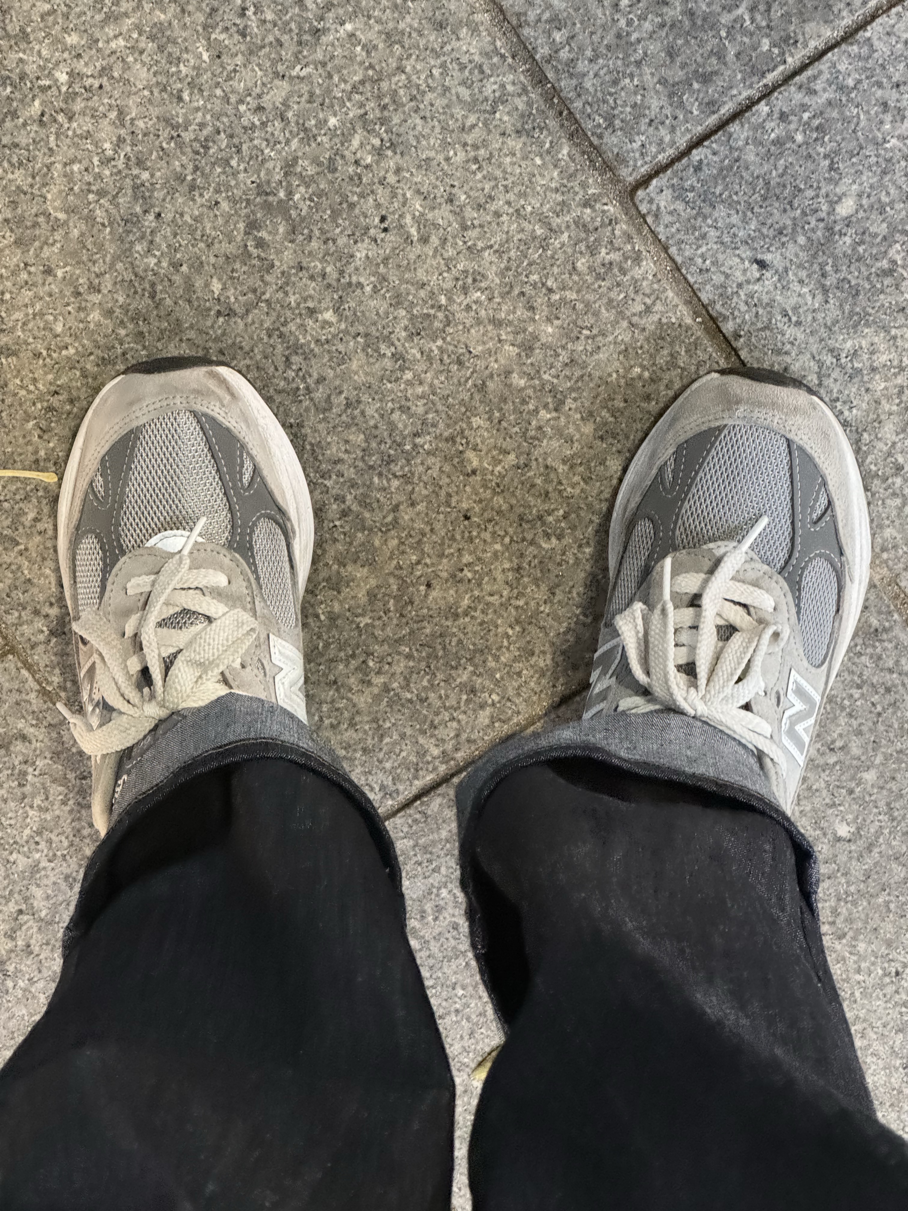 (W) New Balance 993 Made in USA Grey - B Standard 착용 스타일