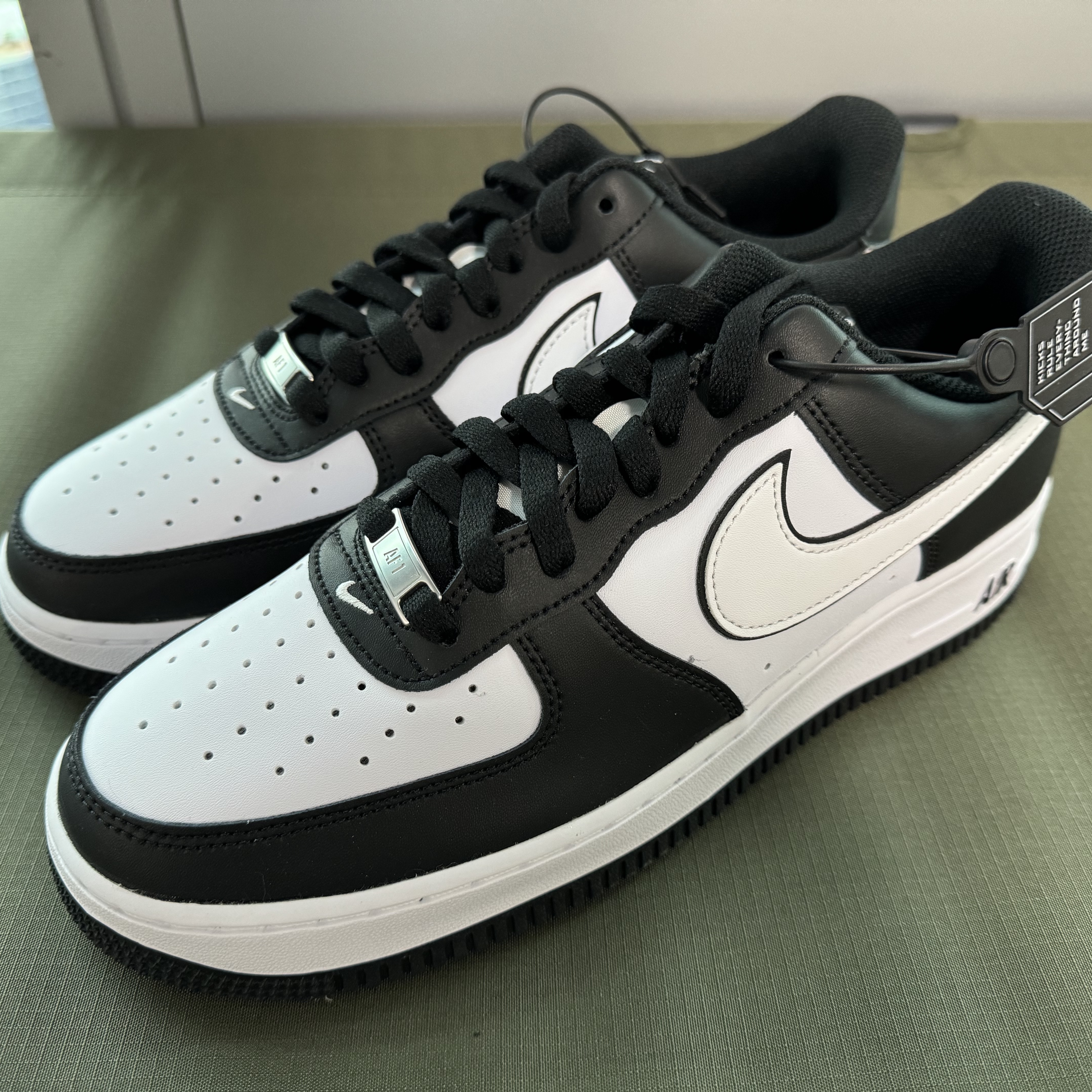 Nike Air Force 1 '07 Black White, Nike Air Force 1 High Wheat 2015 착용 스타일 - 1