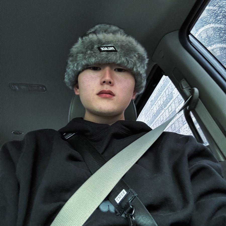 Palace Teddy Beanie Grey - 23FW 착용 스타일