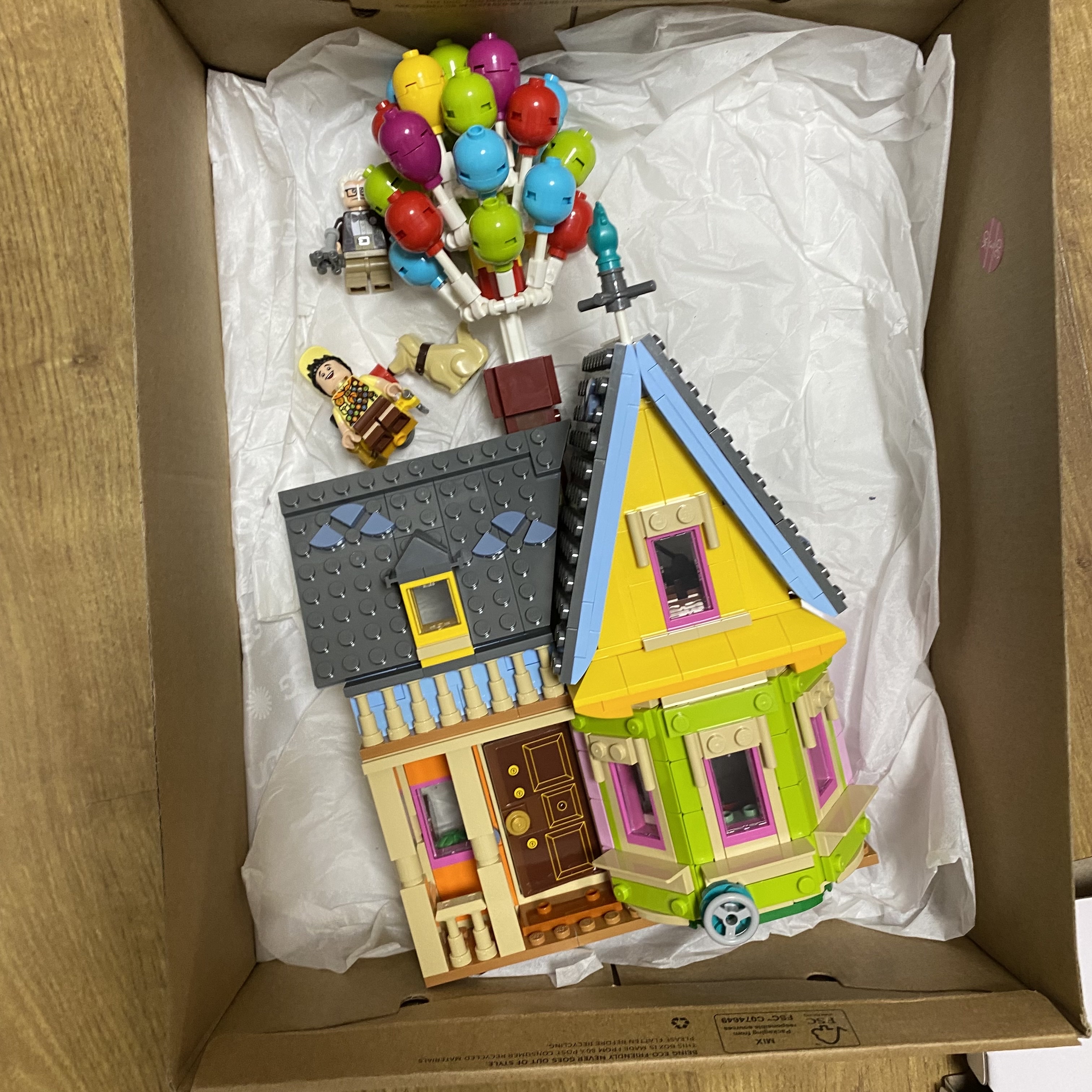 Lego Disney Up House 착용 스타일