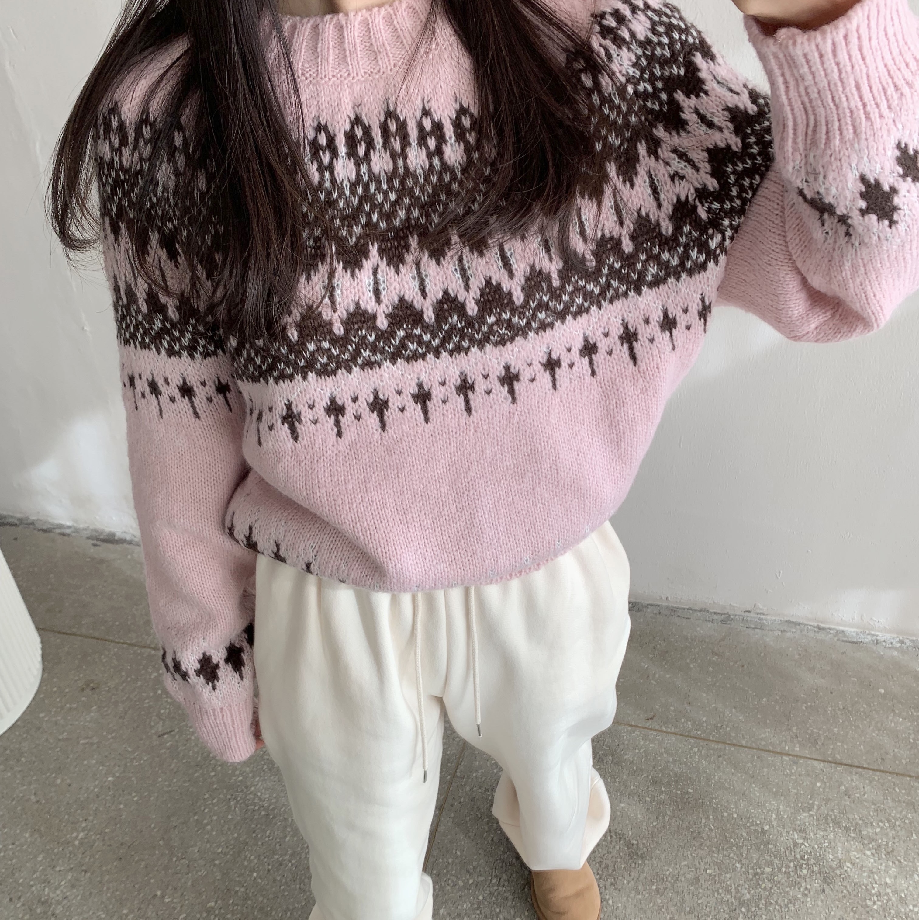 (W) UGG Classic Mini II Boots Chestnut 착용 스타일 - 3