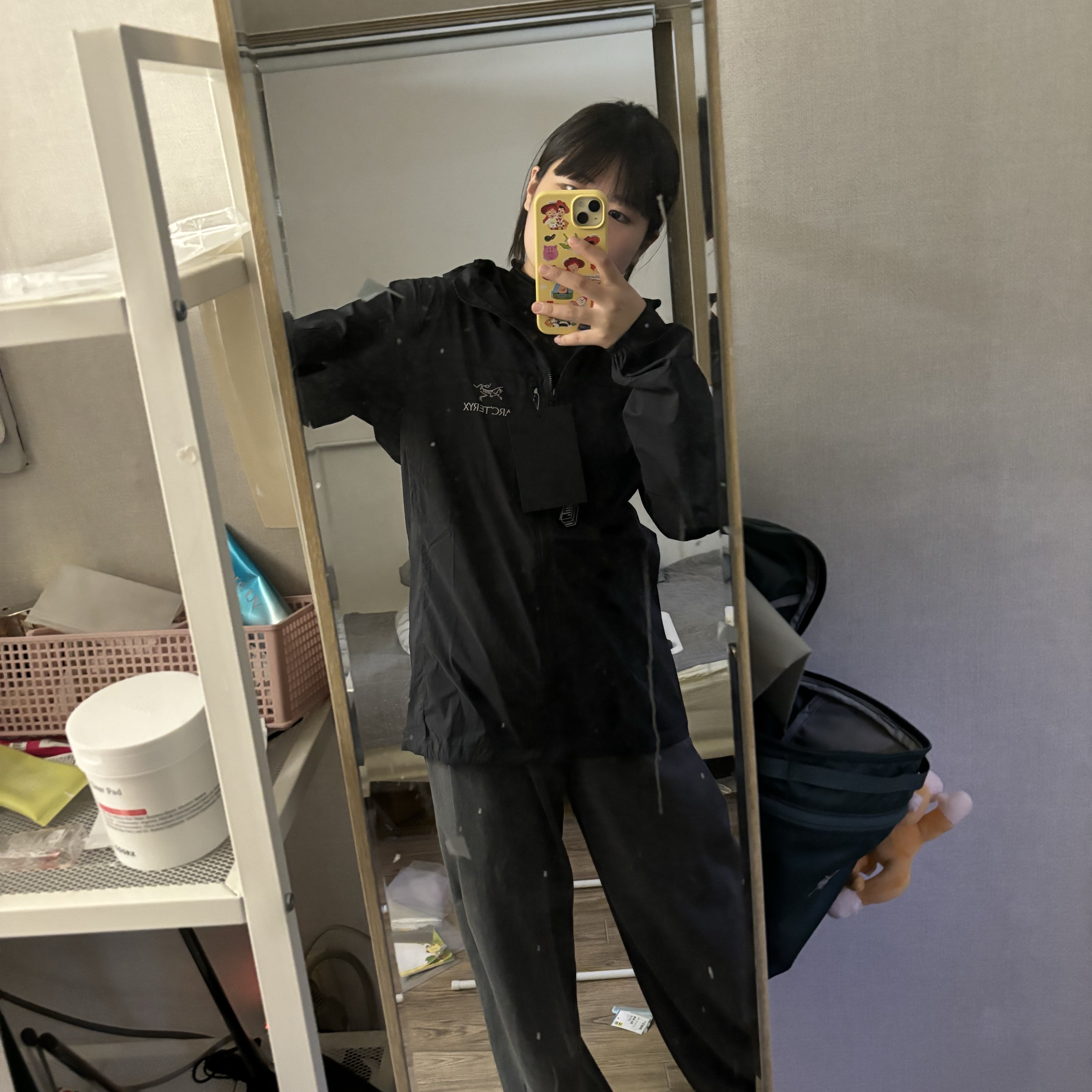 Arc'teryx Squamish Hoody Black 착용 스타일 - 3