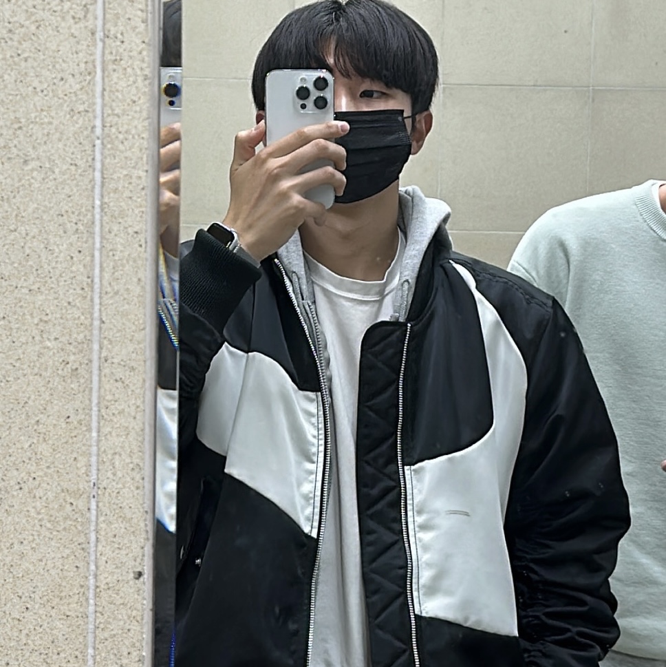Nike NSW Swoosh Therma-Fit Bomber Black - Asia 착용 스타일