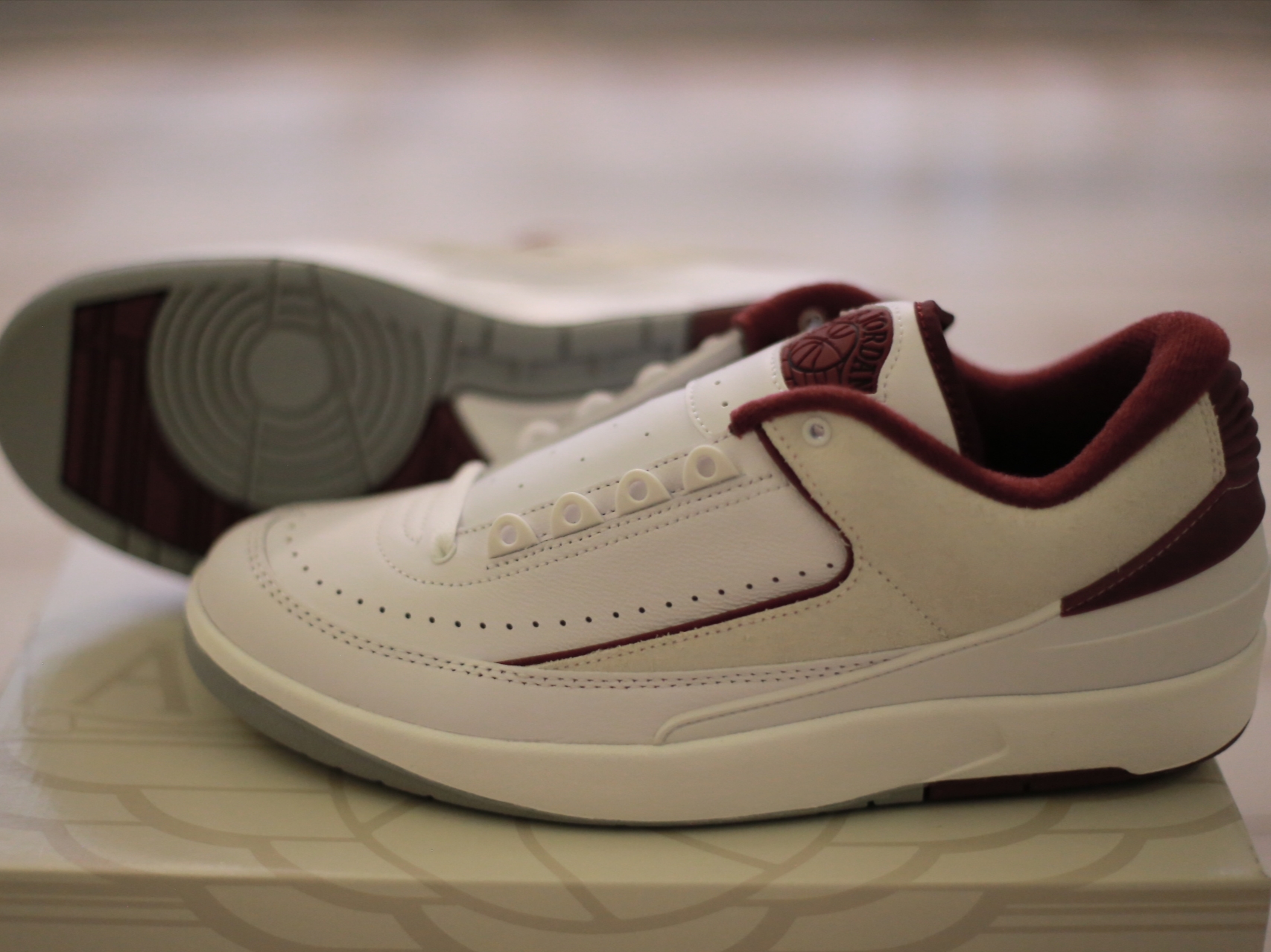 Jordan 2 Retro Low Cherrywood 착용 스타일 - 4