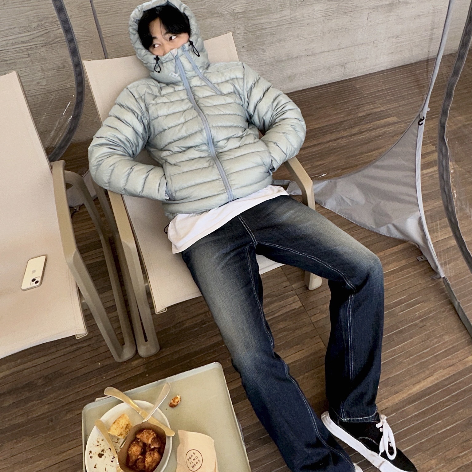 Sansan Gear Suffix Puffer Jacket Sky Blue - 23FW, Maison Mihara Yasuhiro Baker OG Sole Canvas Low Cut Sneakers Black 착용 스타일