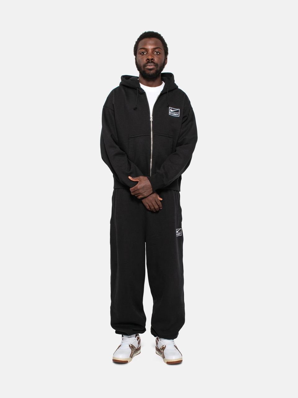 Nike x Stussy Full Zip Washed Fleece Hoodie Black (FJ9175-010) 착용 스타일 - 2