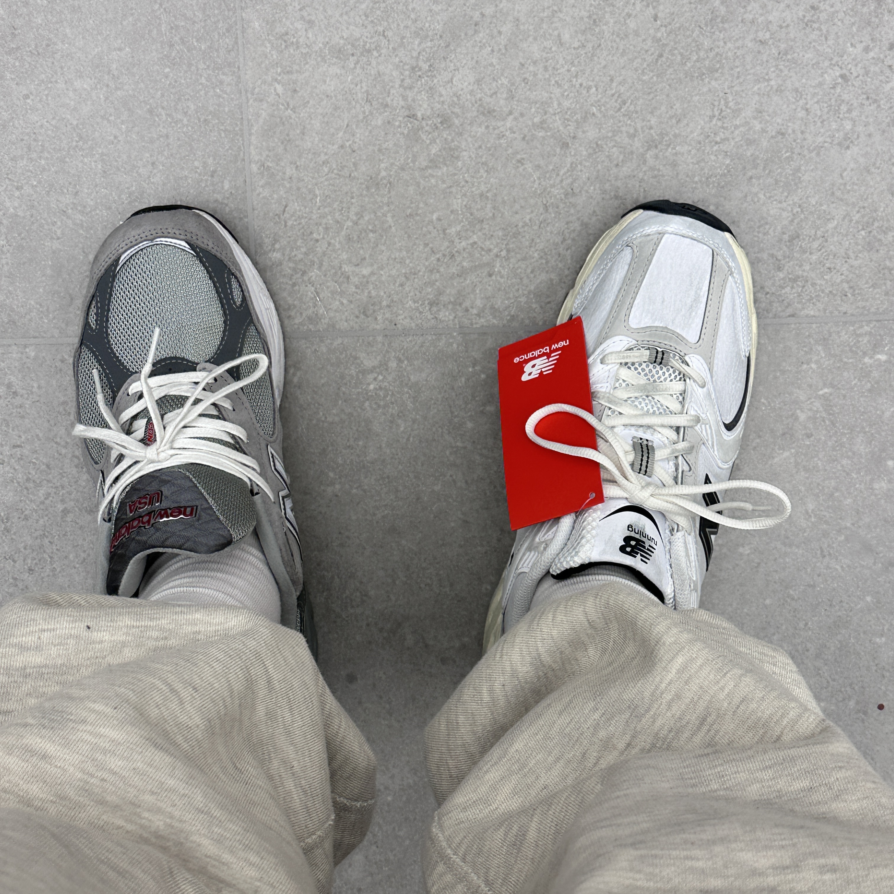 New Balance 530 Vintage White Gum 착용 스타일 - 2