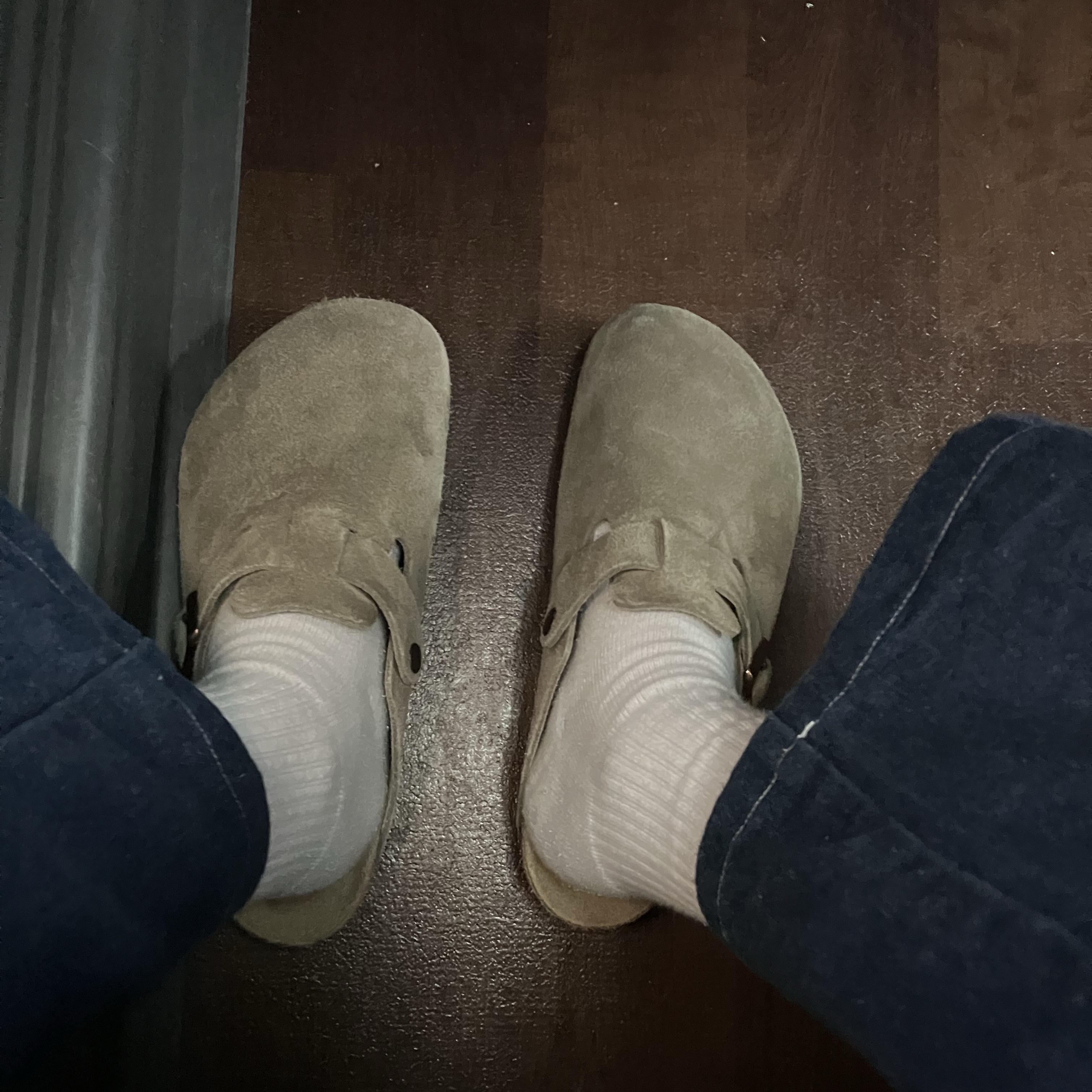 Birkenstock Boston Soft Footbed Taupe - Regular 착용 스타일