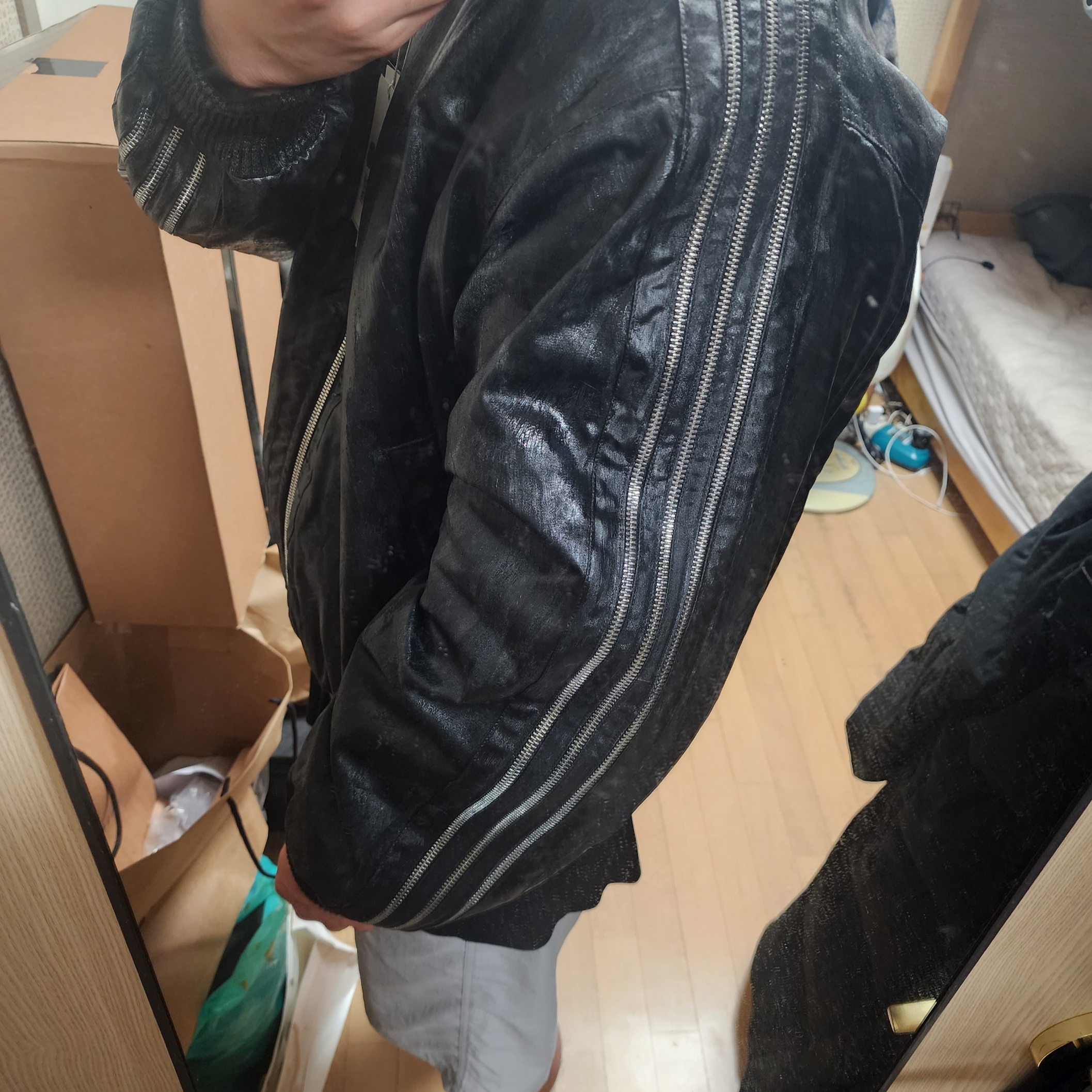 Undermycar Giros Teeth Line Hard Coated Bomber Excalibur - 23FW 착용 스타일 - 2