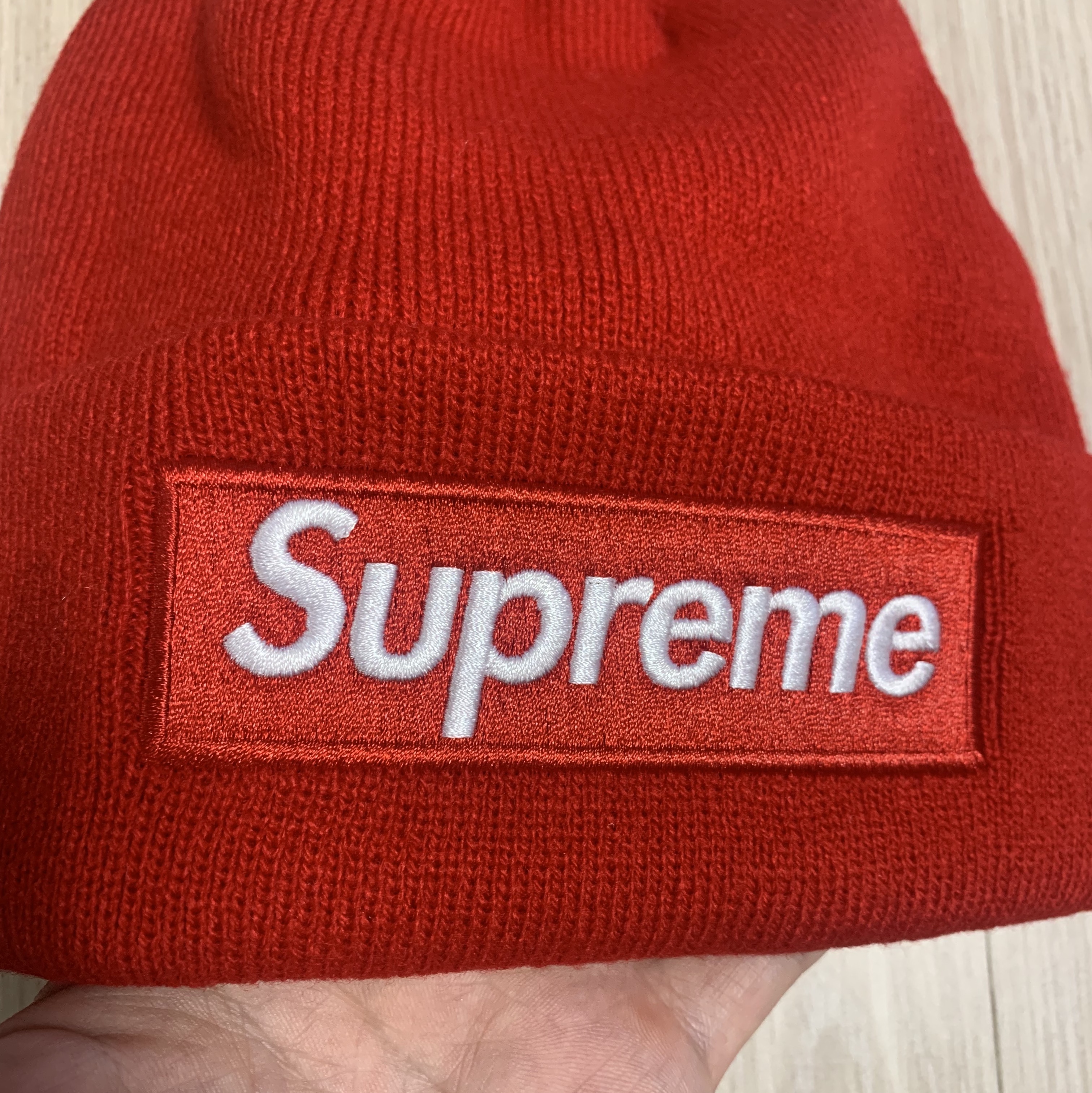 Supreme New Era Box Logo Beanie Red - 23FW 착용 스타일 - 2