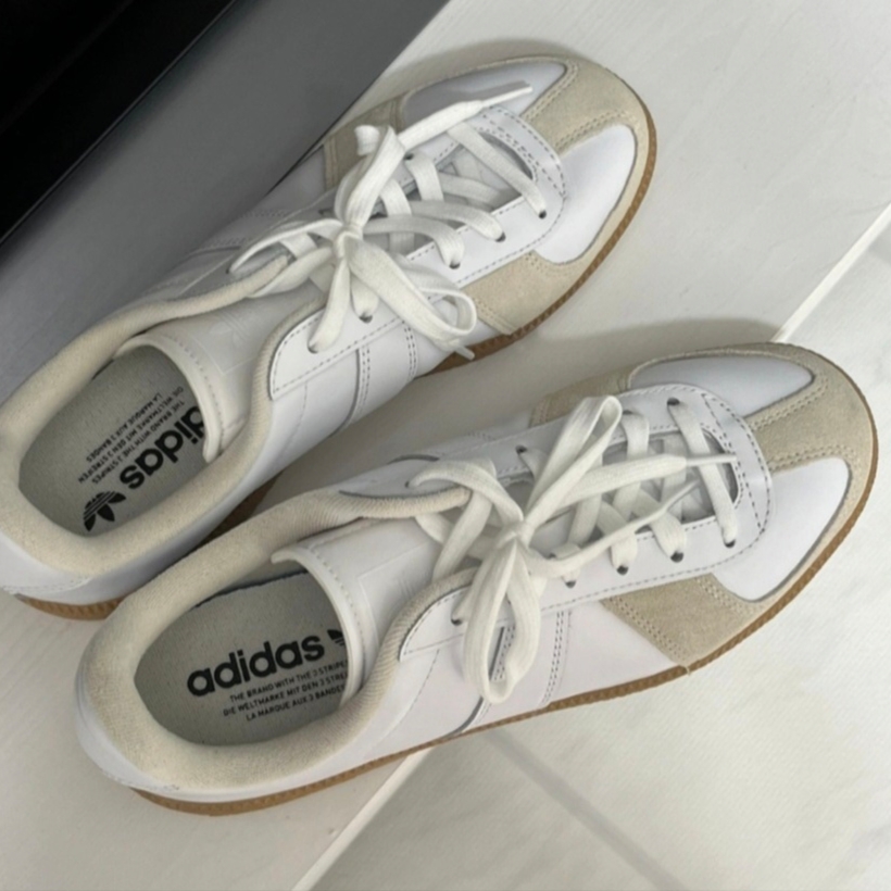 Adidas BW Army White 착용 스타일 - 1