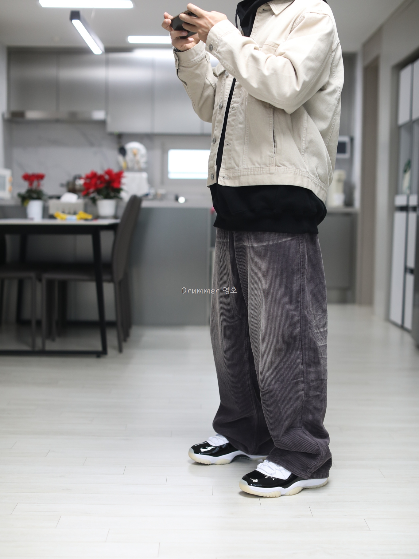 Jordan 11 Retro Gratitude 착용 스타일