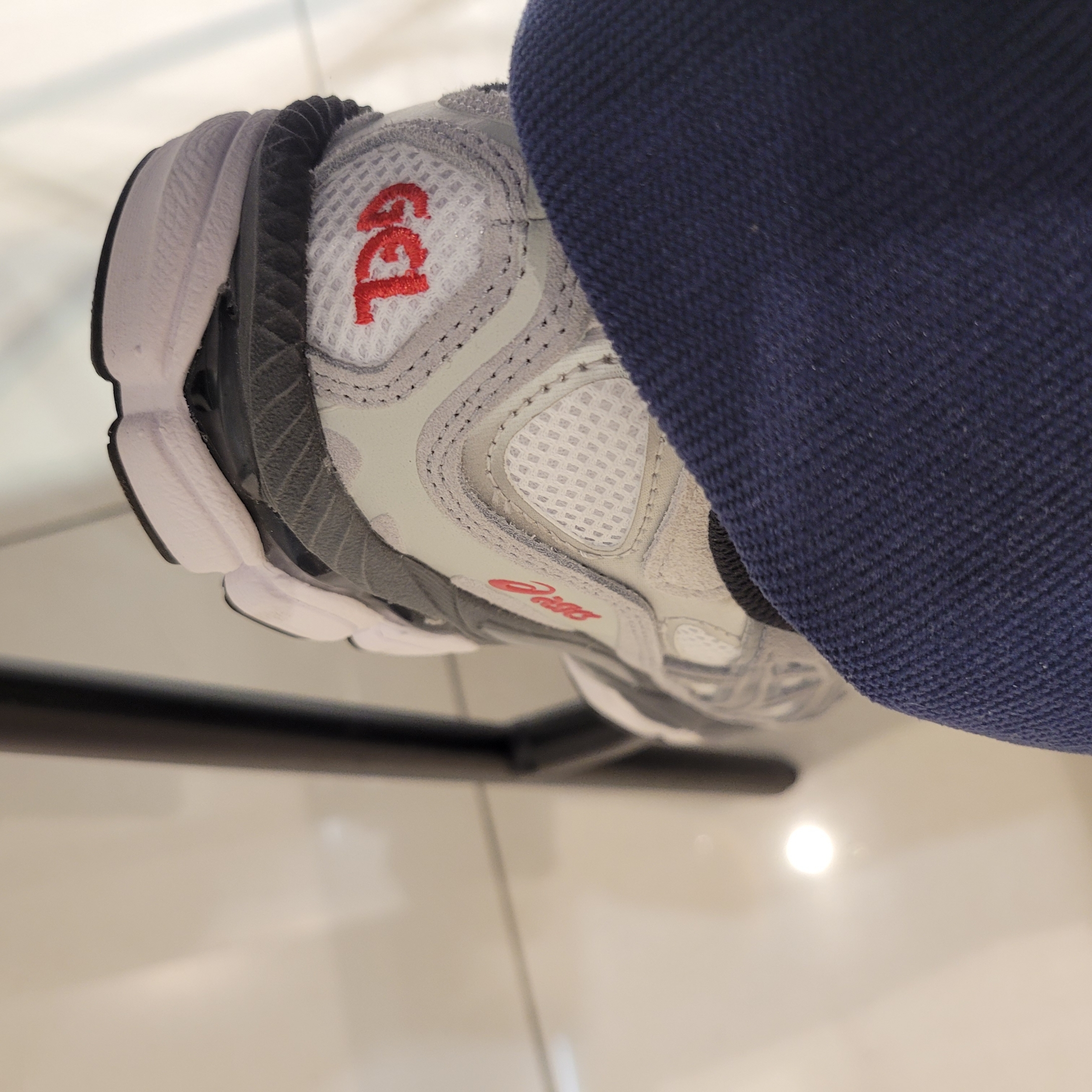 Asics Gel-NYC White Steel Grey 착용 스타일 - 4