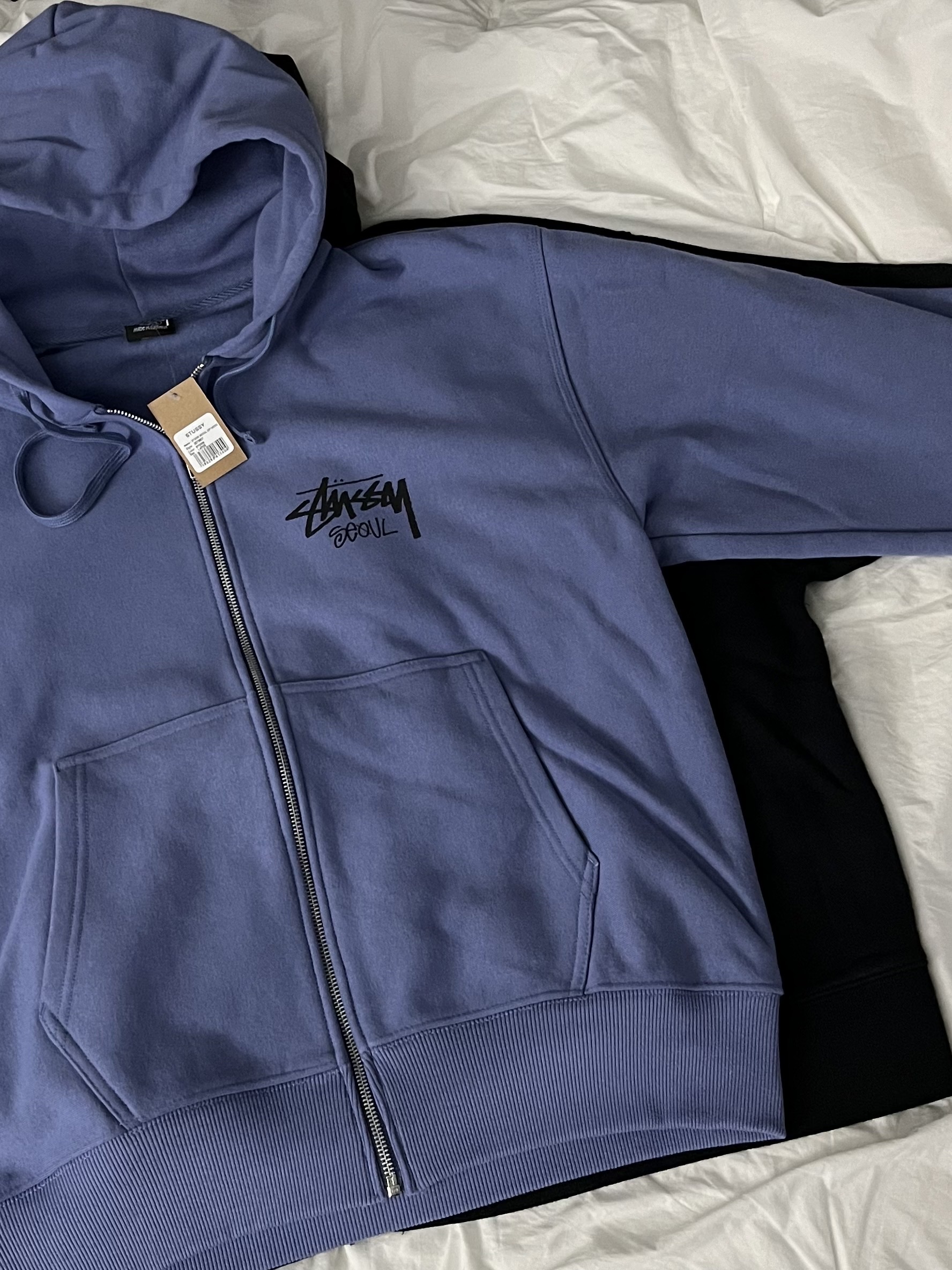 Nike x Stussy Full Zip Washed Fleece Hoodie Black (FJ9175-010), Stussy Stock Seoul Zip Hood Storm 2023 착용 스타일 - 2