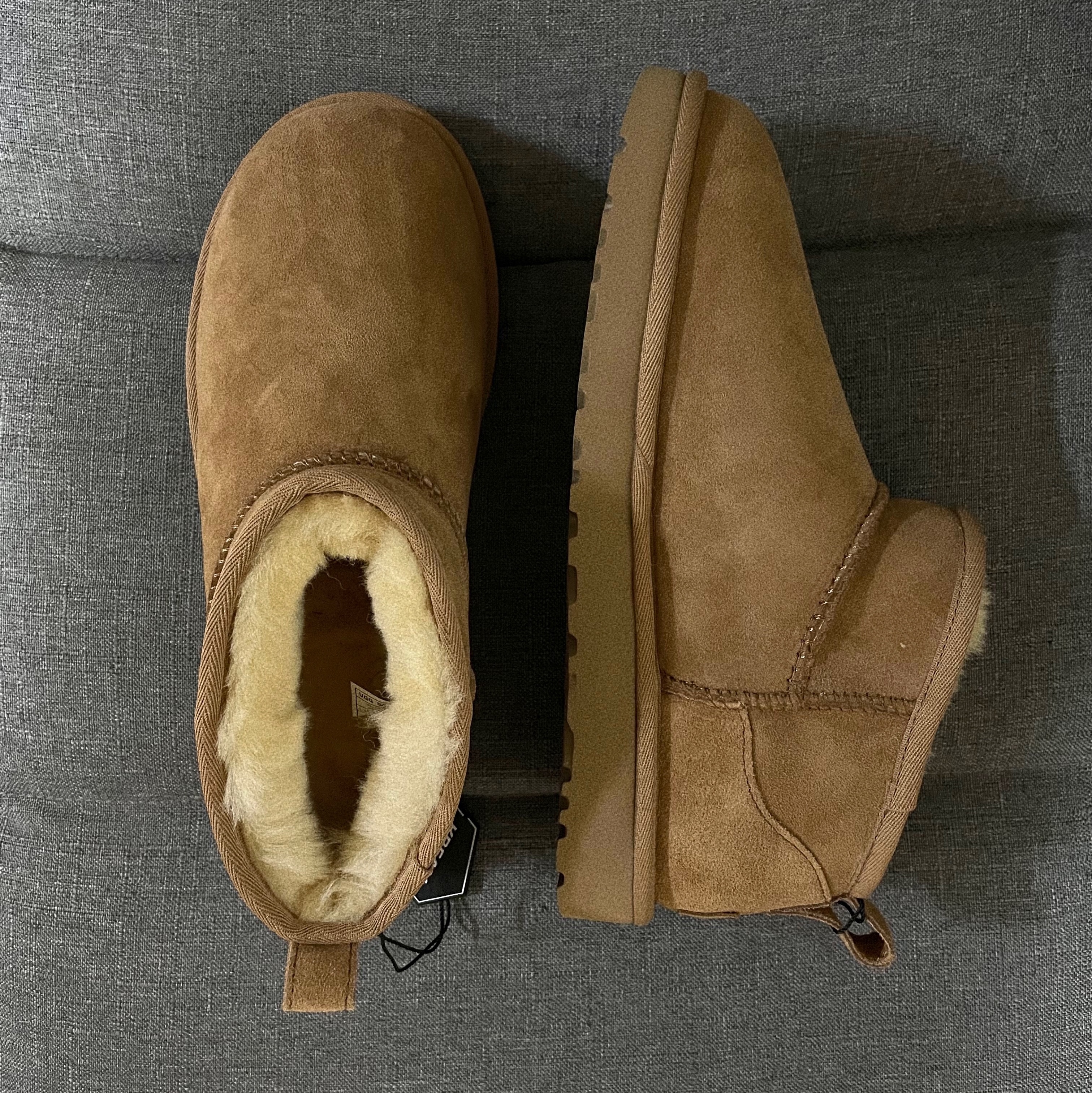(W) UGG Classic Ultra Mini Boots Chestnut 착용 스타일