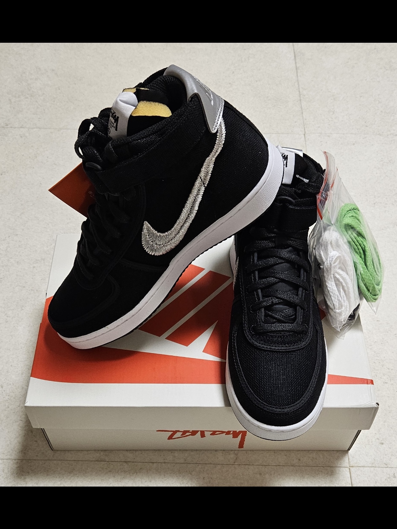 Nike x Stussy Vandal High Black 착용 스타일 - 2
