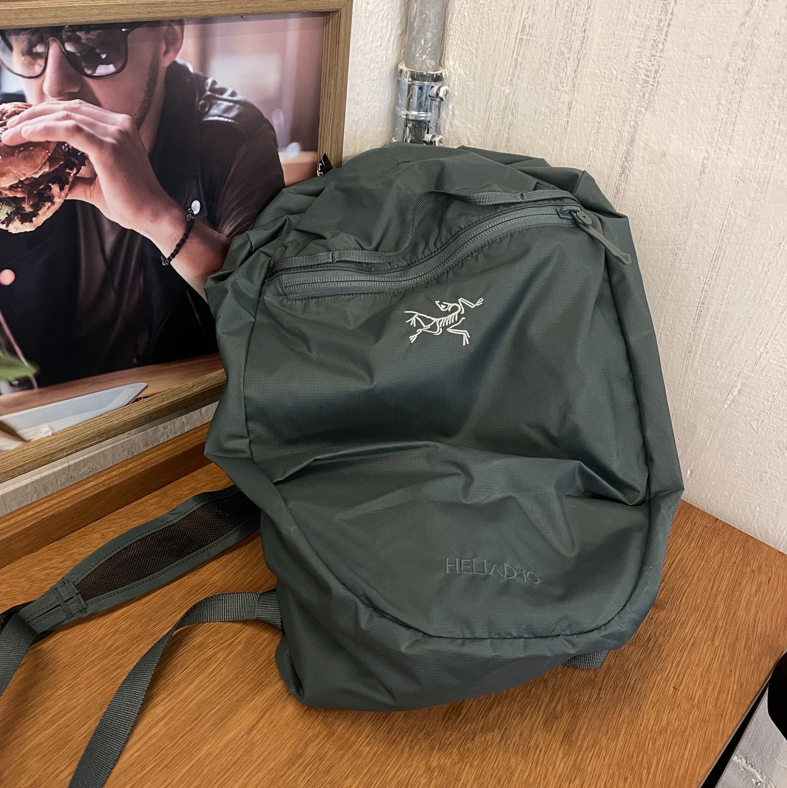 Arc'teryx Heliad 10 Backpack Boxcar 착용 스타일 - 1