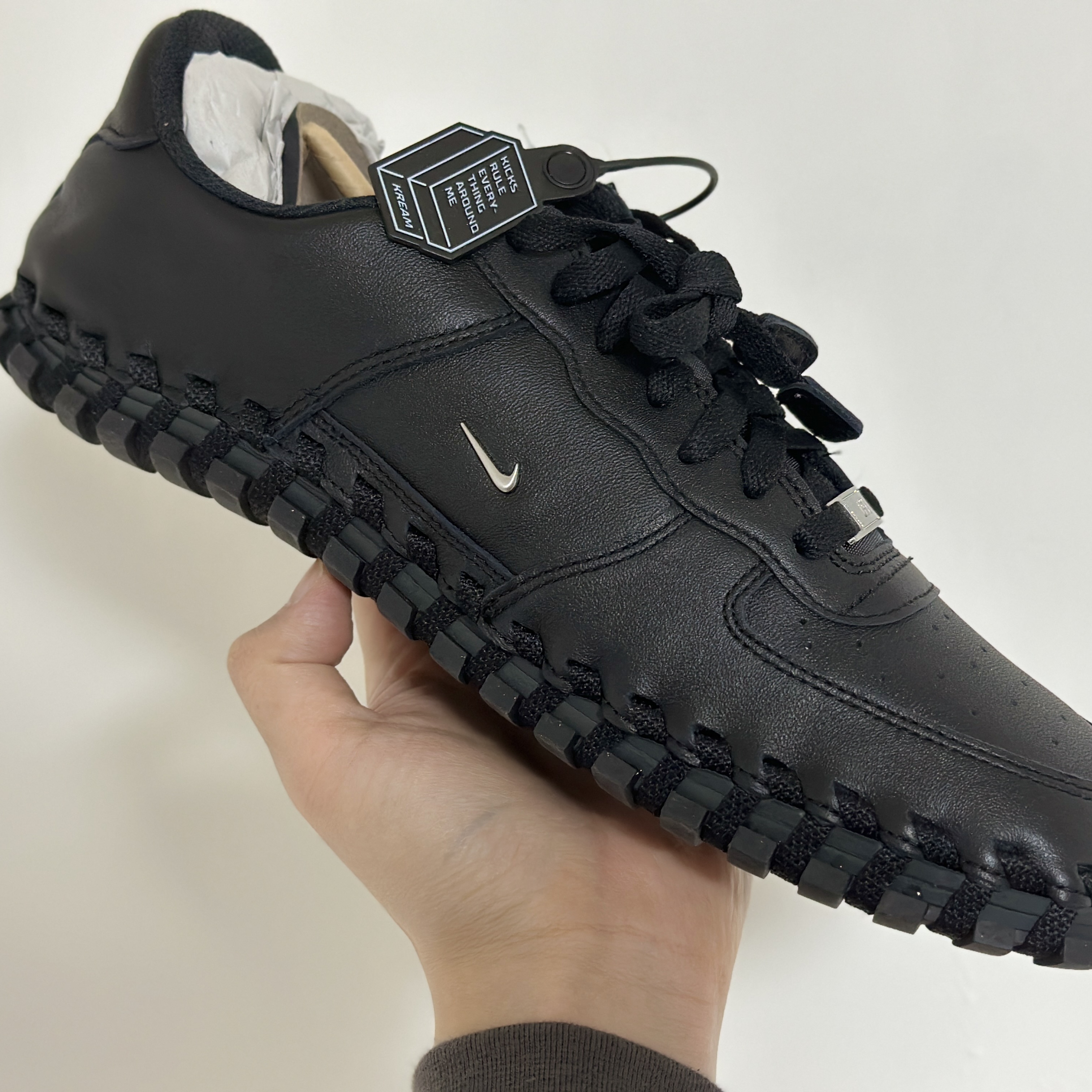 Nike x Jacquemus J Force 1 Low LX SP Black 착용 스타일 - 1